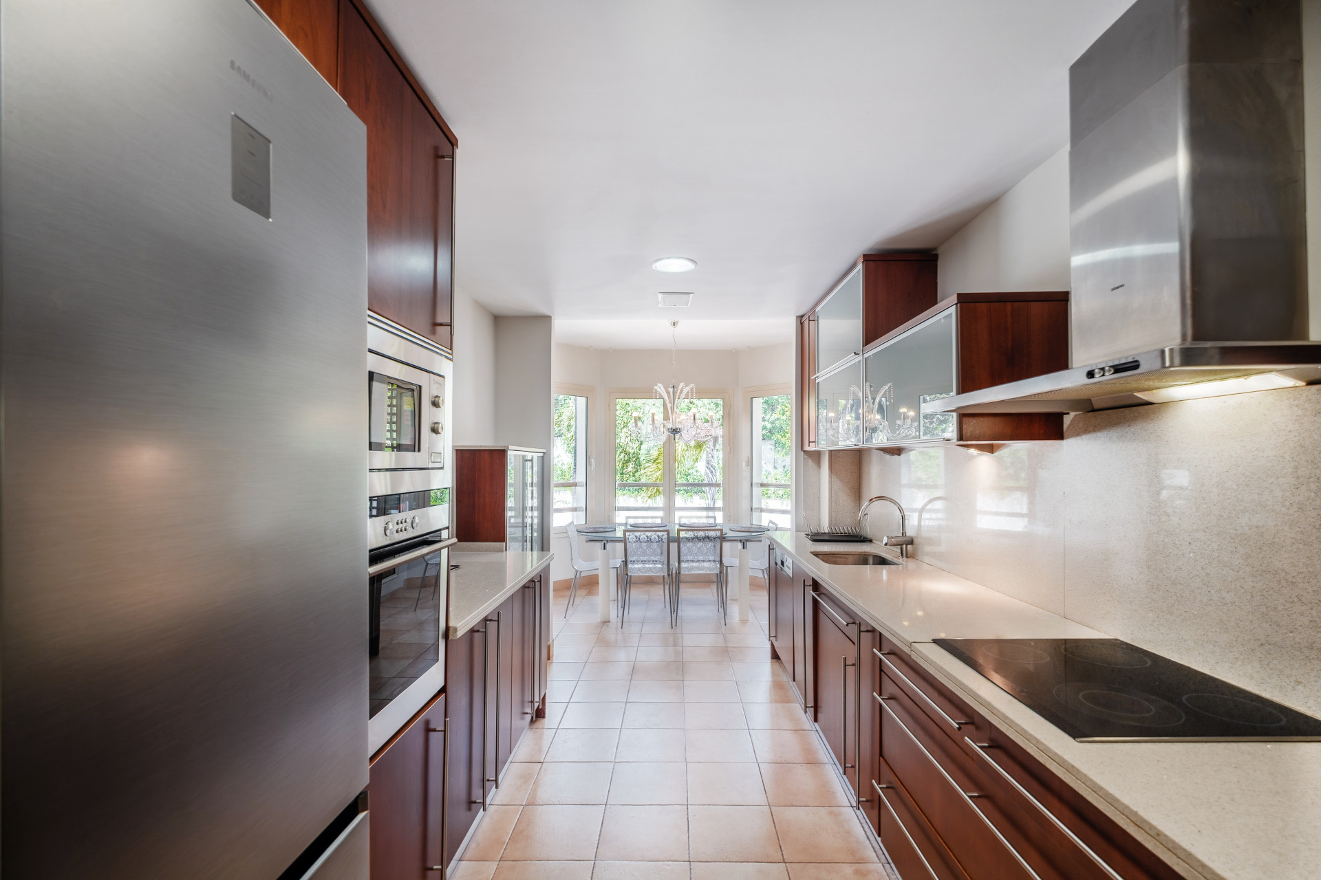 3 Bed, 2 Bath, ApartmentFor Sale, Marbella, Malaga