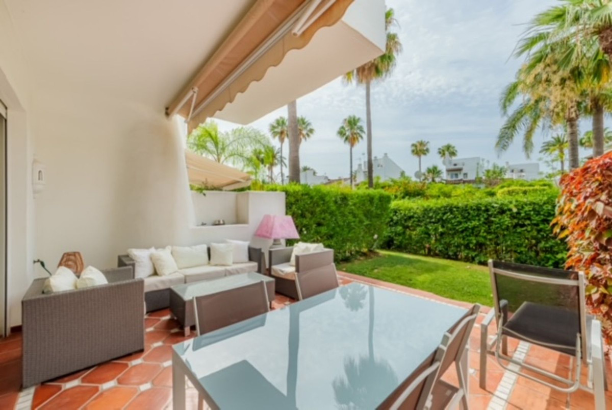 4 Bed, 4 Bath, HouseFor Sale, Estepona, Malaga