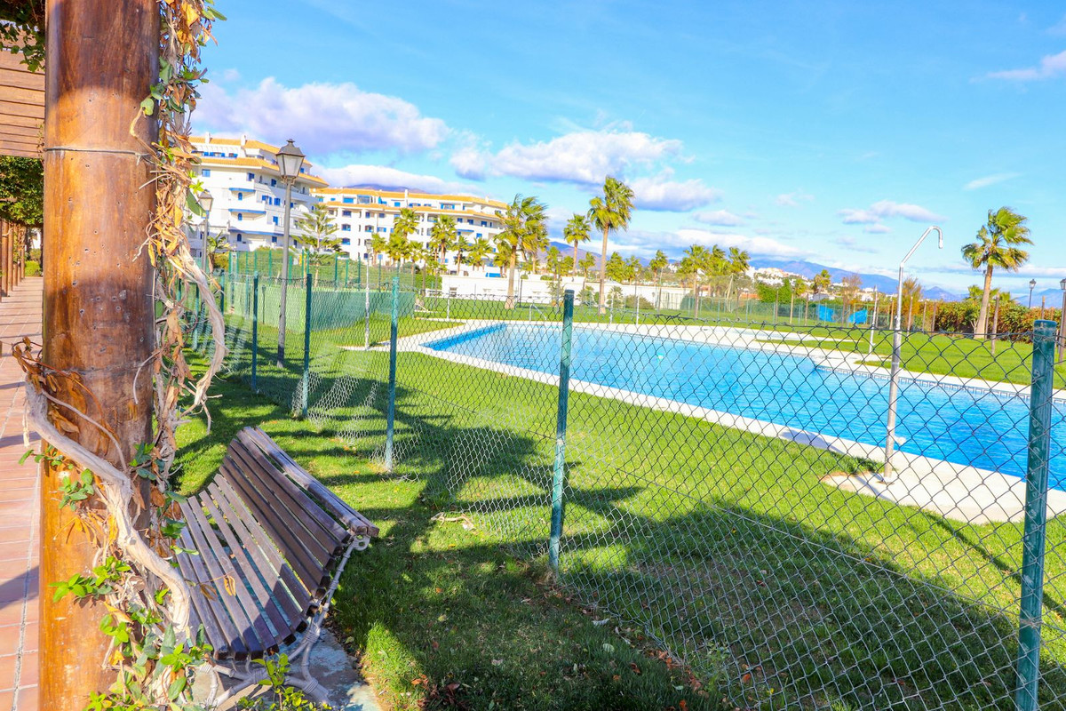 1 Bed, 1 Bath, ApartmentFor Sale, San Luis de Sabinillas, Malaga