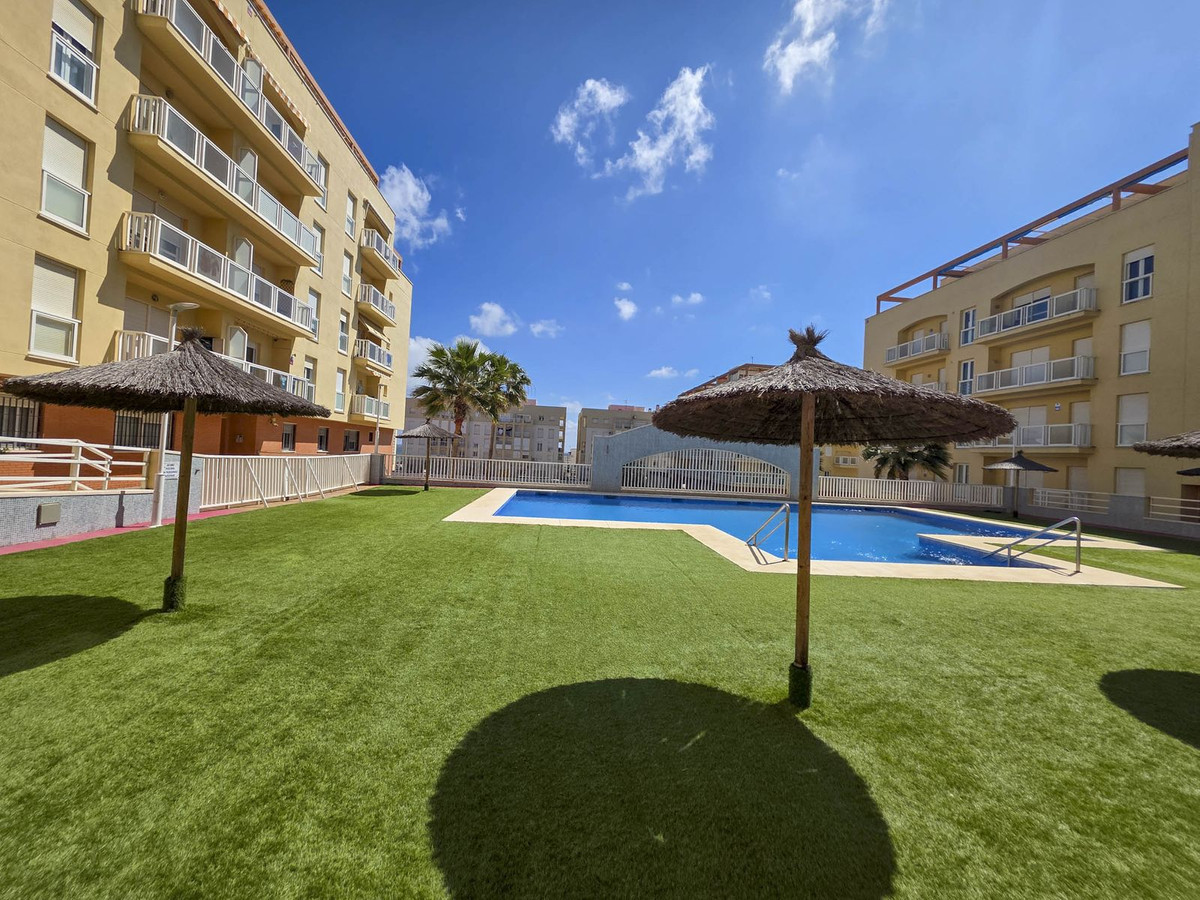 1 Bed, 1 Bath, ApartmentFor Sale, San Luis de Sabinillas, Malaga