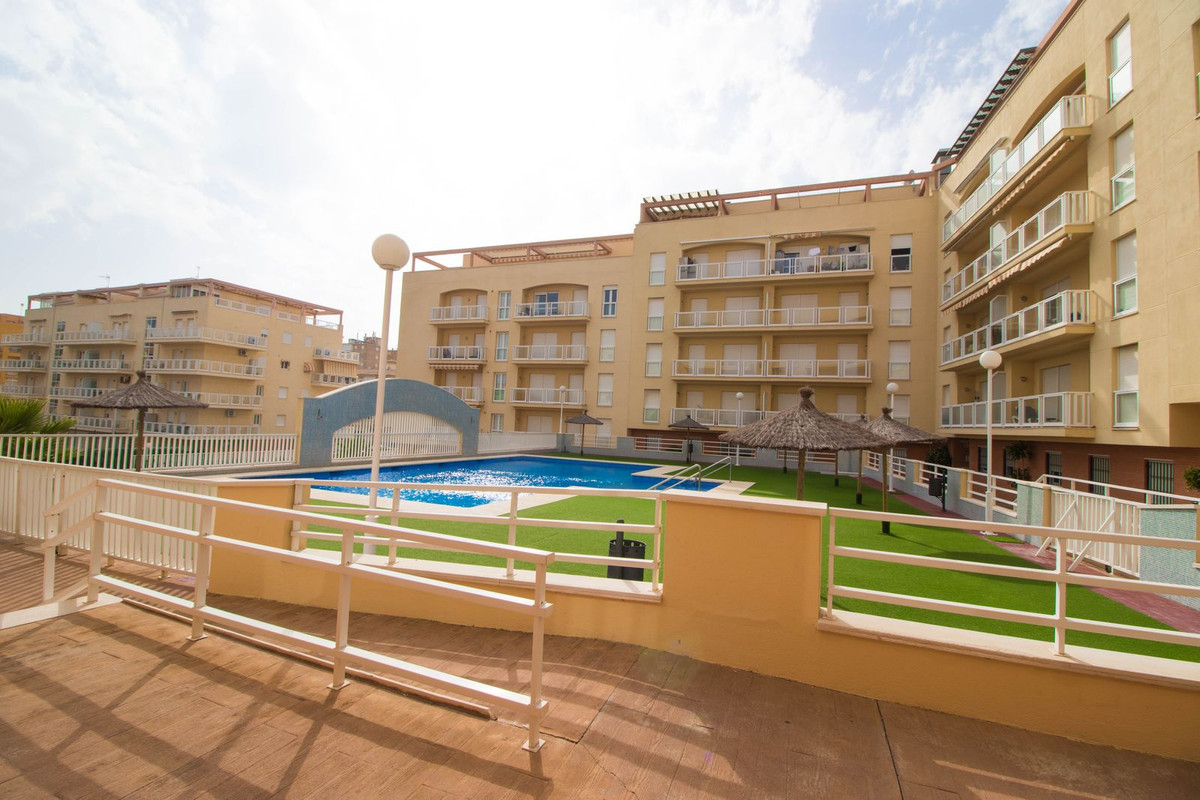1 Bed, 1 Bath, ApartmentFor Sale, San Luis de Sabinillas, Malaga