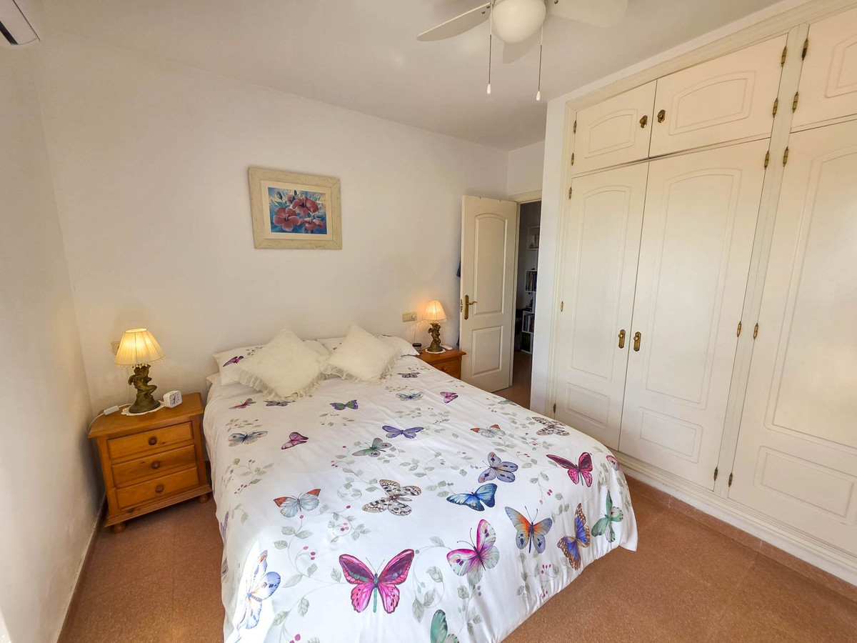 1 Bed, 1 Bath, ApartmentFor Sale, San Luis de Sabinillas, Malaga