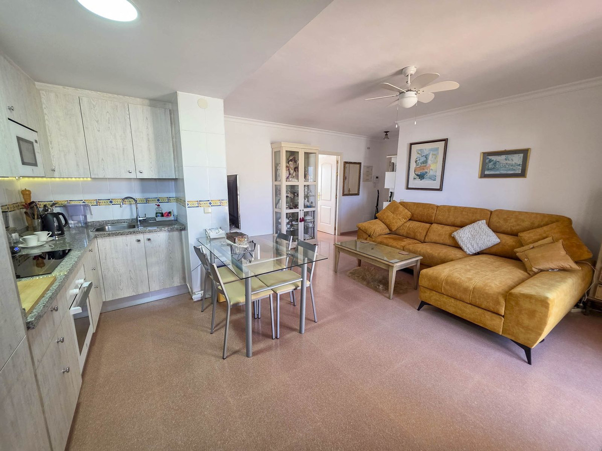 1 Bed, 1 Bath, ApartmentFor Sale, San Luis de Sabinillas, Malaga