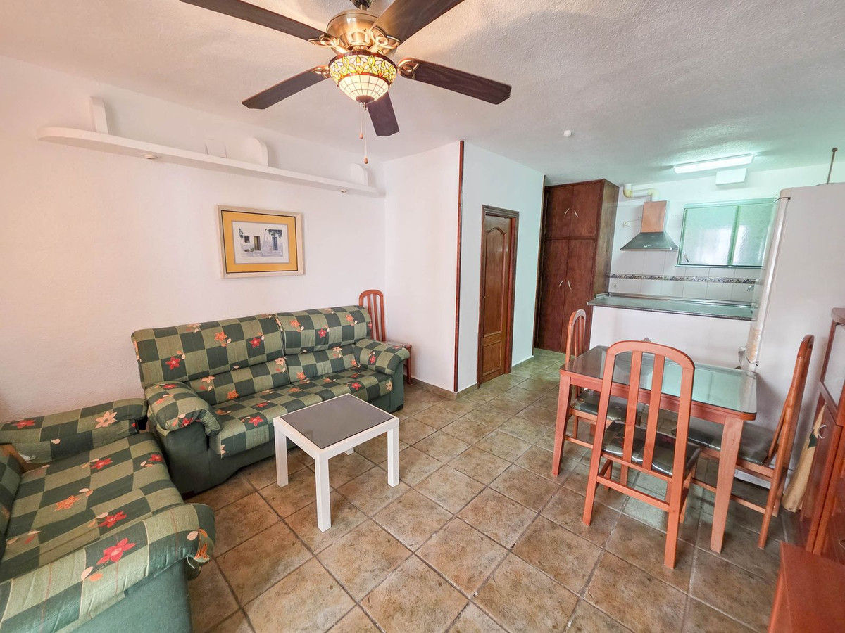 2 Bed, 2 Bath, HouseFor Sale, La Duquesa, Malaga