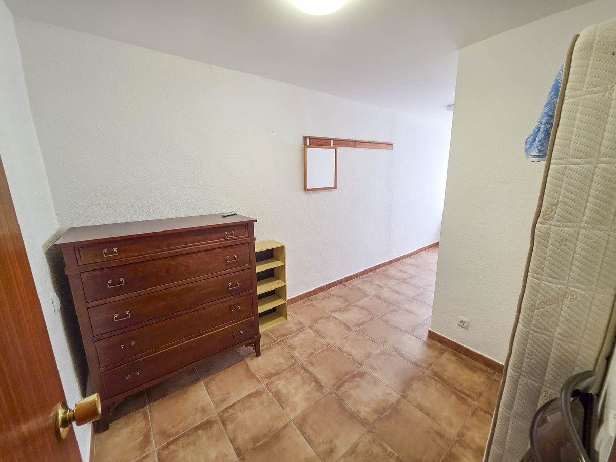 2 Bed, 2 Bath, HouseFor Sale, La Duquesa, Malaga