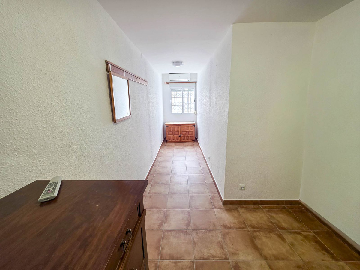 2 Bed, 2 Bath, HouseFor Sale, La Duquesa, Malaga