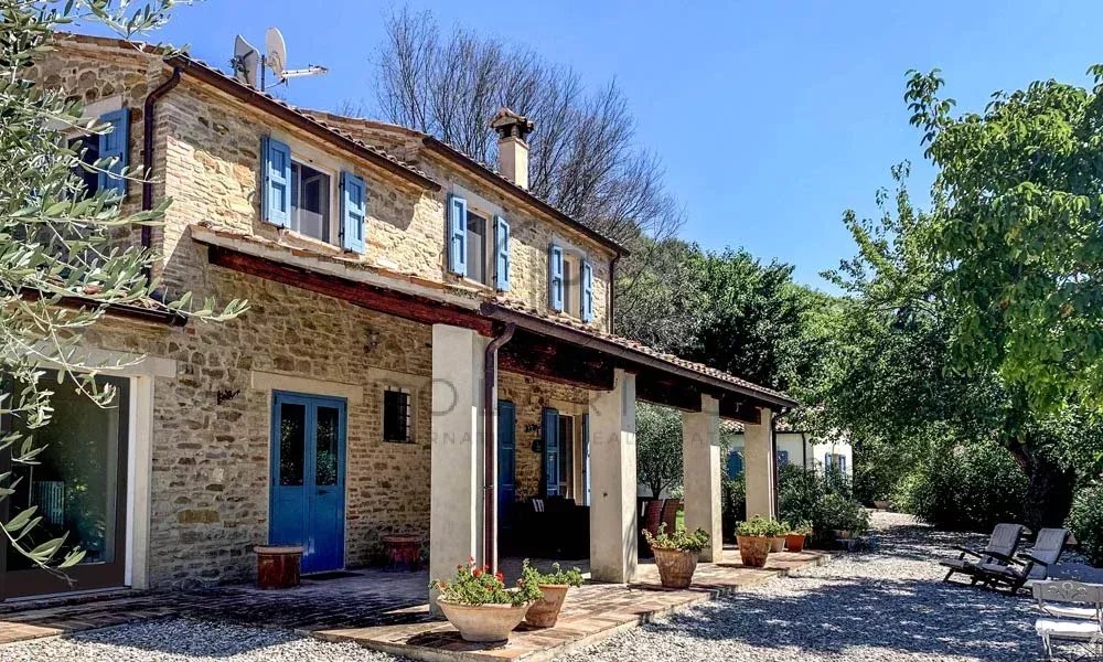 3 Bed, 4 Bath, HouseFor Sale, Mombaroccio, Pesaro-Urbino