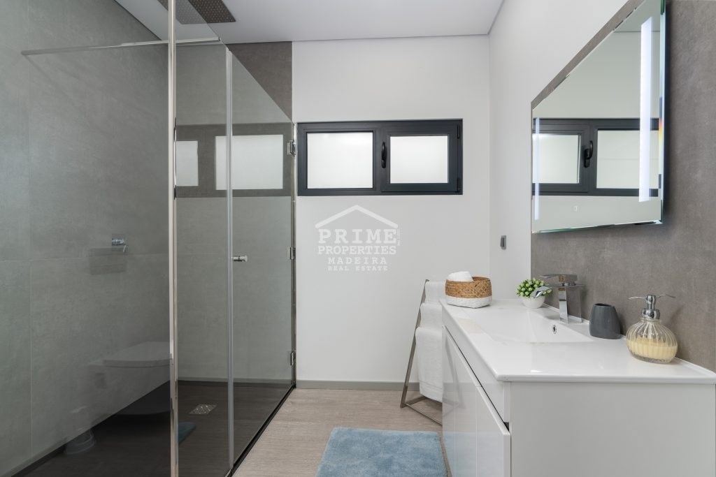 3 Bed, 4 Bath, HouseFor Sale, Calheta, Ilha da Madeira, 9370-032