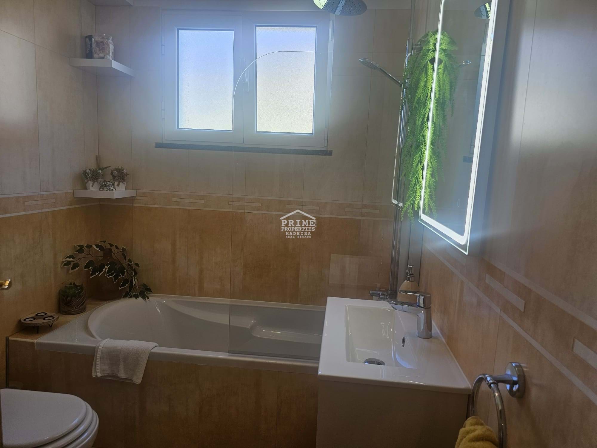 3 Bed, 3 Bath, HouseFor Sale, Calheta, Ilha da Madeira, 9370-073