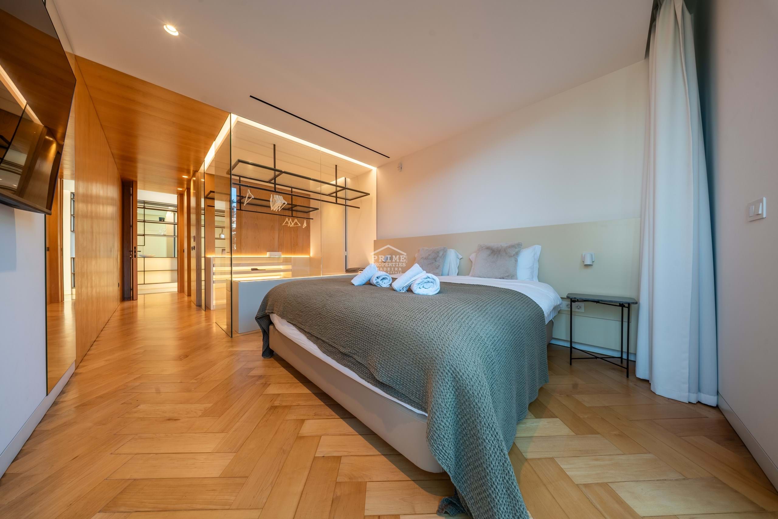 4 Bed, 5 Bath, HouseFor Sale, Funchal, Ilha da Madeira, 9000-099