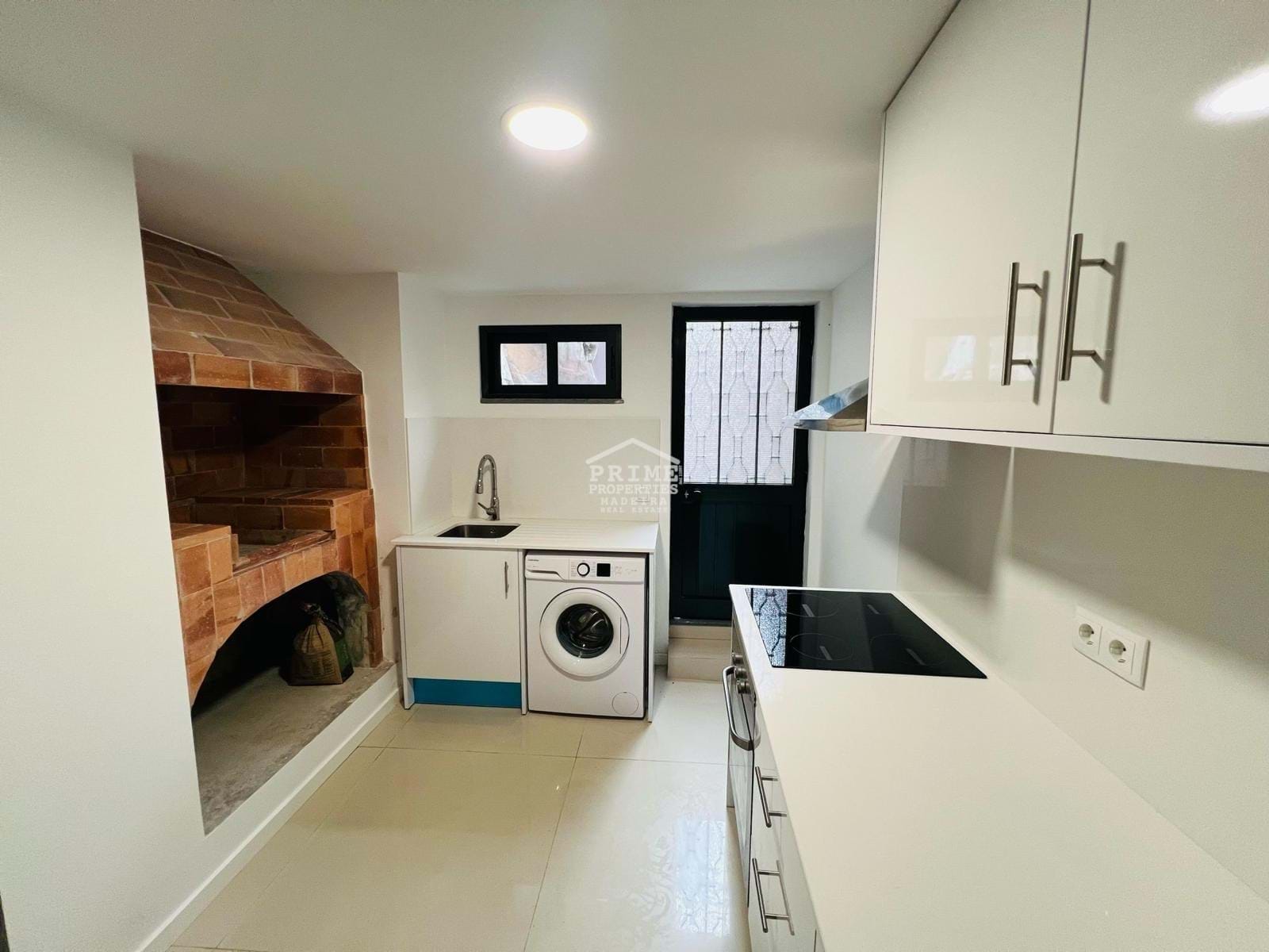 2 Bed, 2 Bath, HouseFor Sale, Funchal, Ilha da Madeira, 9000-215