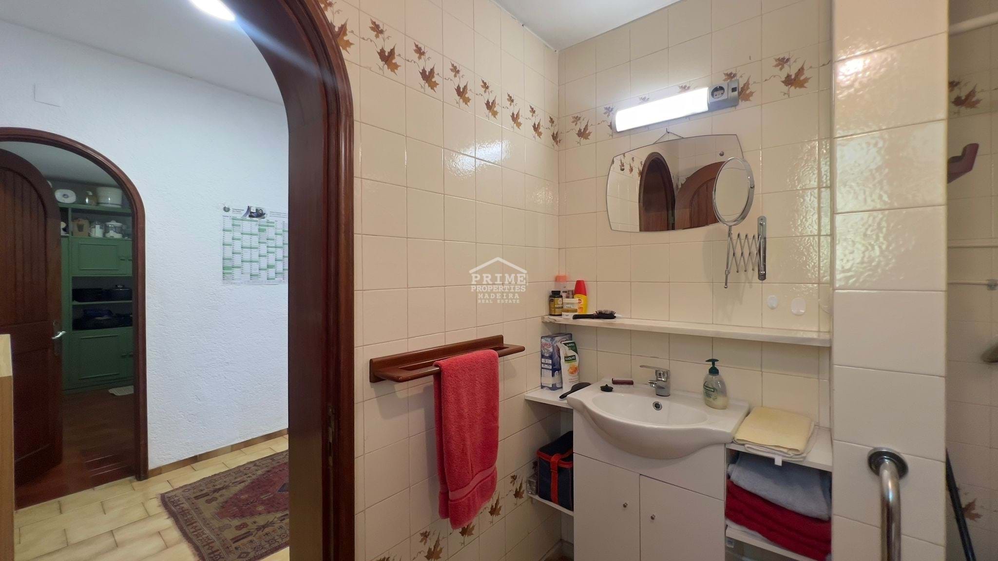 6 Bed, 5 Bath, HouseFor Sale, Santa Cruz, Ilha da Madeira, 9125-025