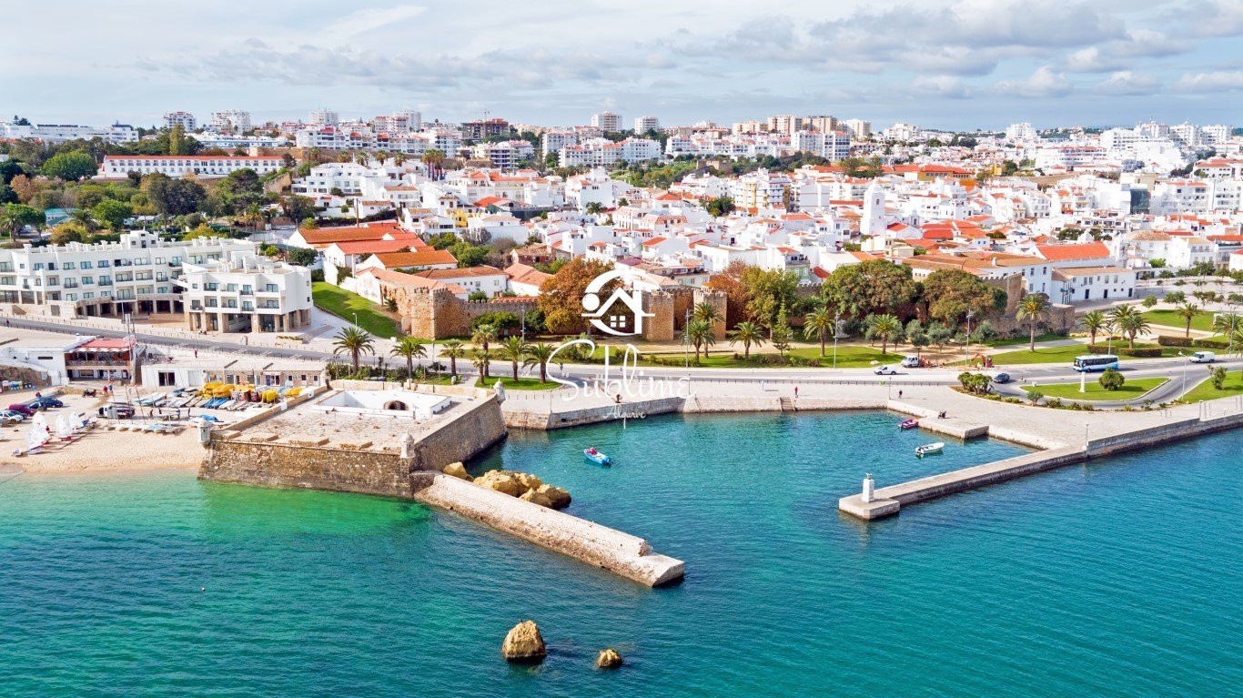 3 Bed, 2 Bath, ApartmentFor Sale, Lagos, Faro, 8600-751