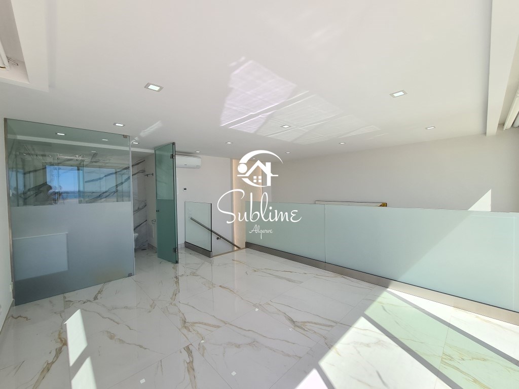 4 Bed, 4 Bath, ApartmentFor Sale, Lagos, Faro, 8600-545