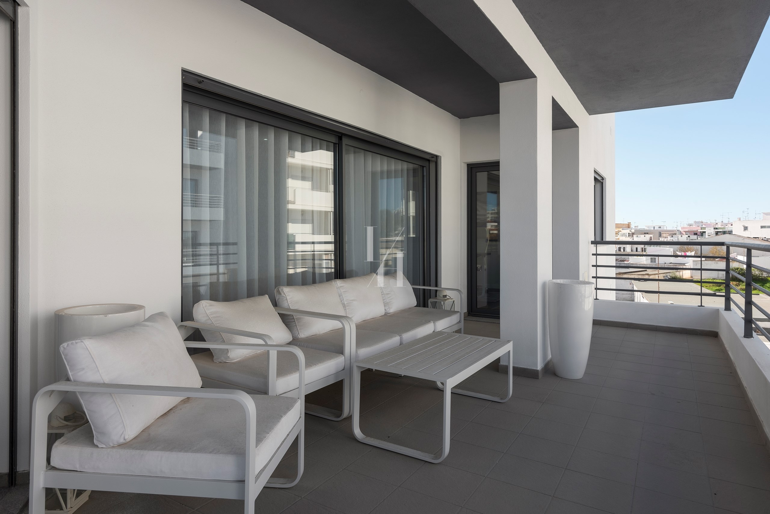 4 Bed, 3 Bath, ApartmentFor Sale, Olhão, Faro, 8700-203