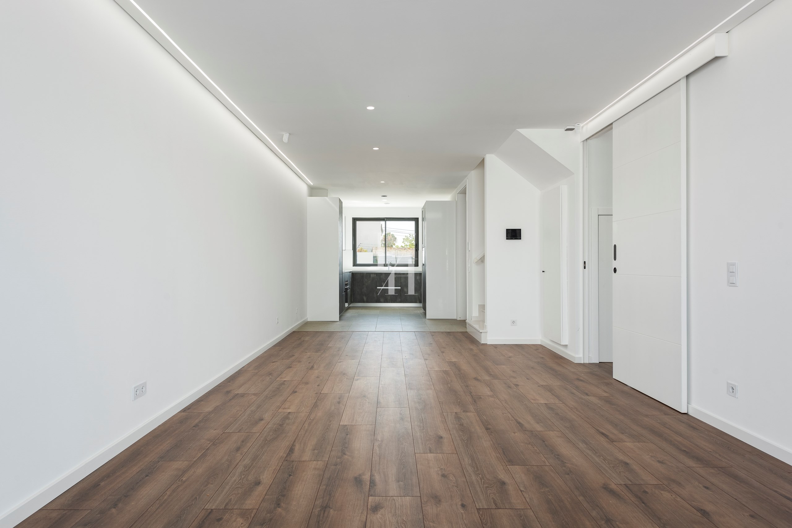 3 Bed, 3 Bath, HouseFor Sale, Moncarapacho, Olhão, Faro, 8700-061