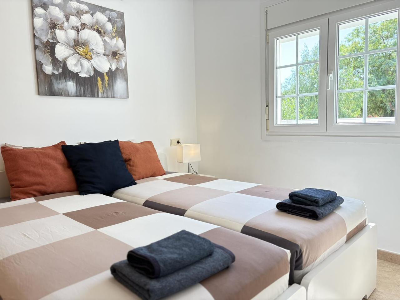 3 Bed, 2 Bath, HouseFor Sale, Altaona Golf and Country Village, Murcia