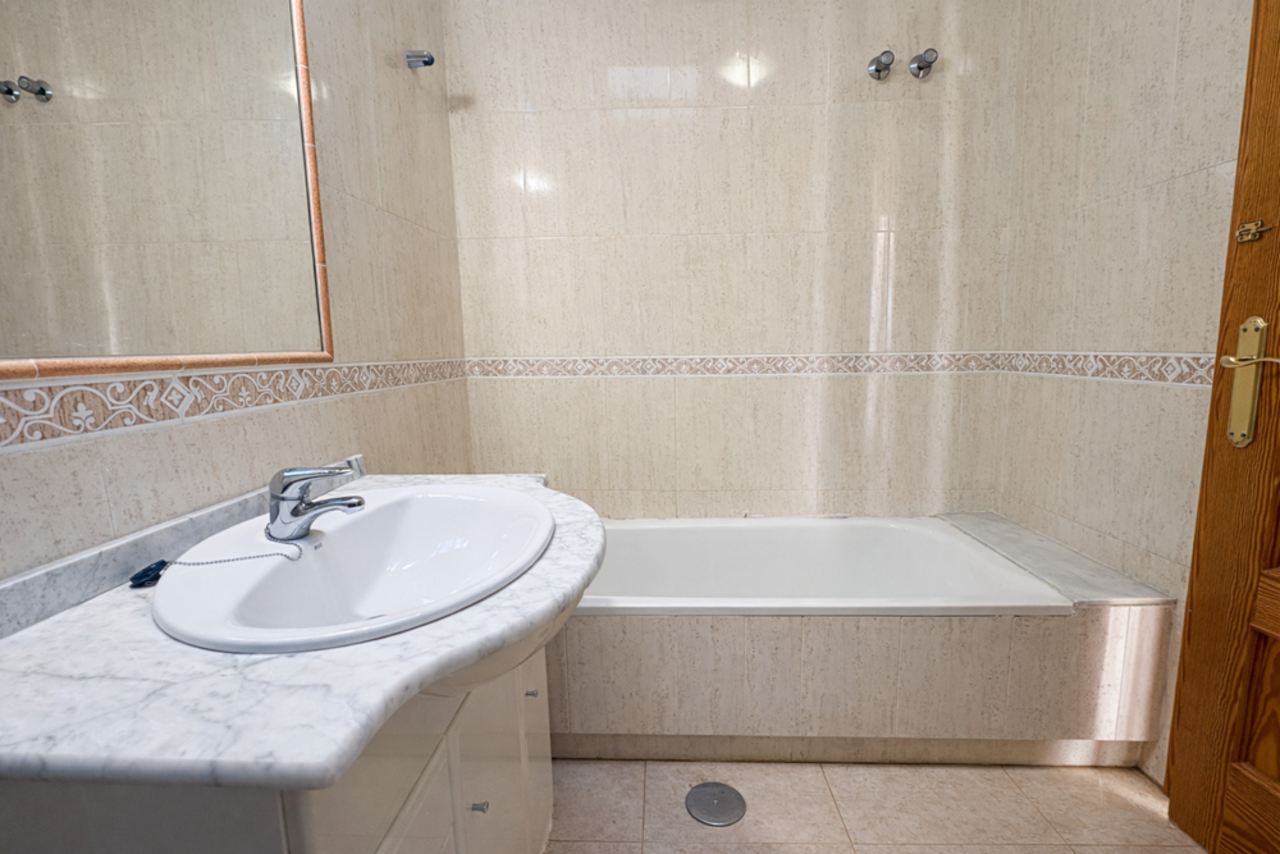 2 Bed, 1 Bath, HouseFor Sale, Sucina, Murcia