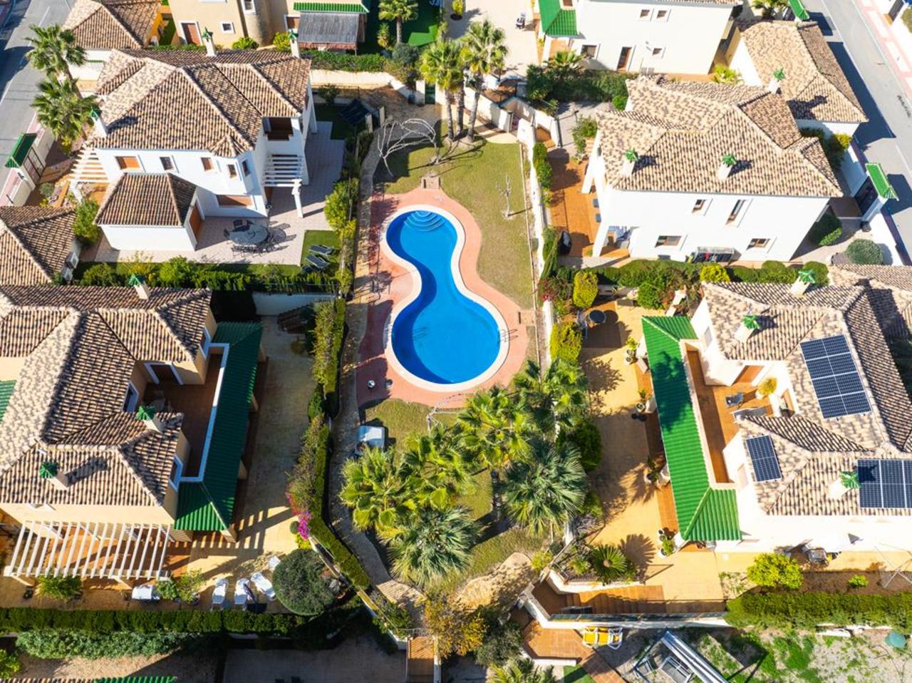 4 Bed, 4 Bath, HouseFor Sale, Altaona Golf and Country Village, Murcia