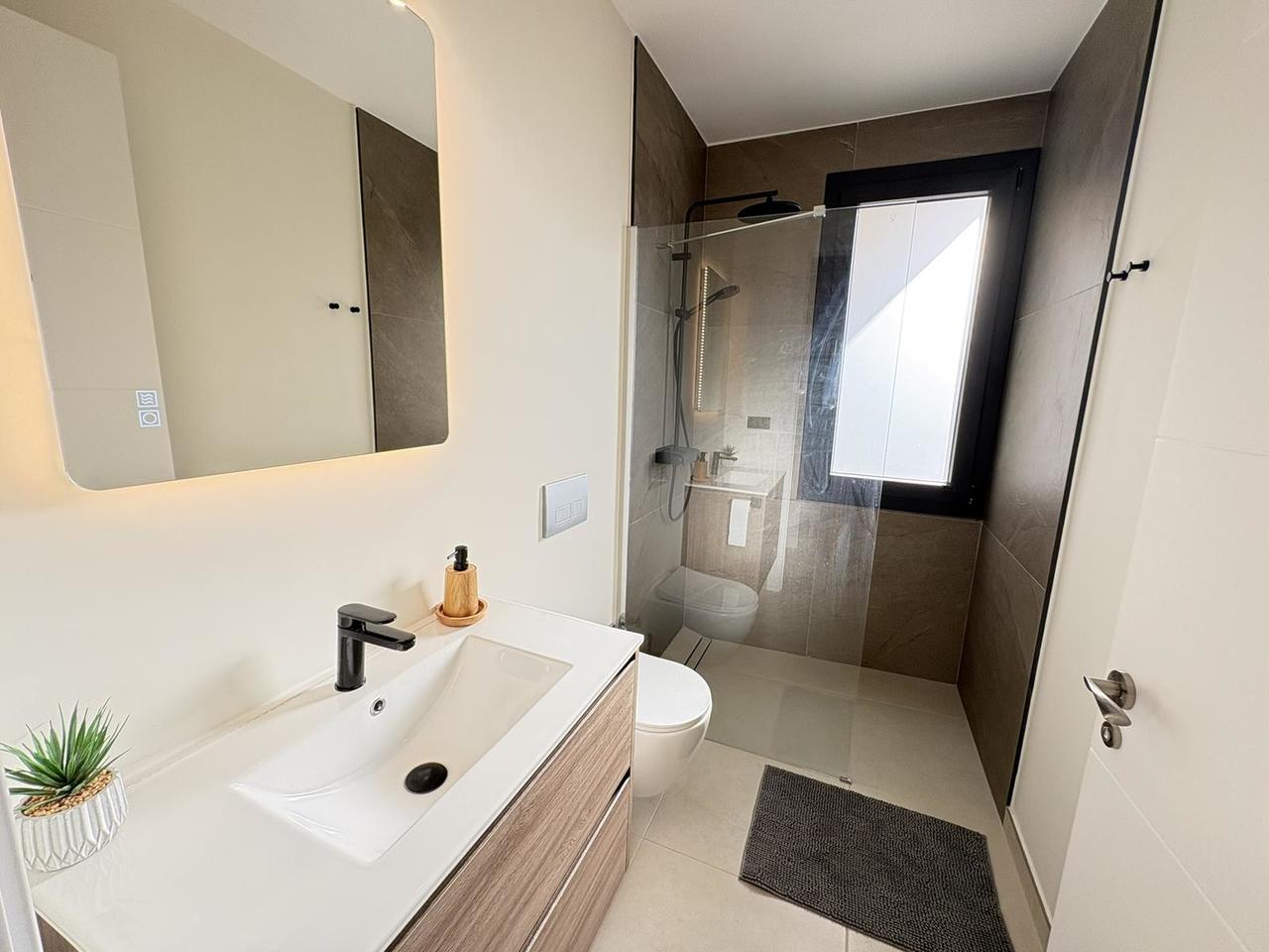 4 Bed, 4 Bath, HouseFor Sale, Altaona Golf and Country Village, Murcia