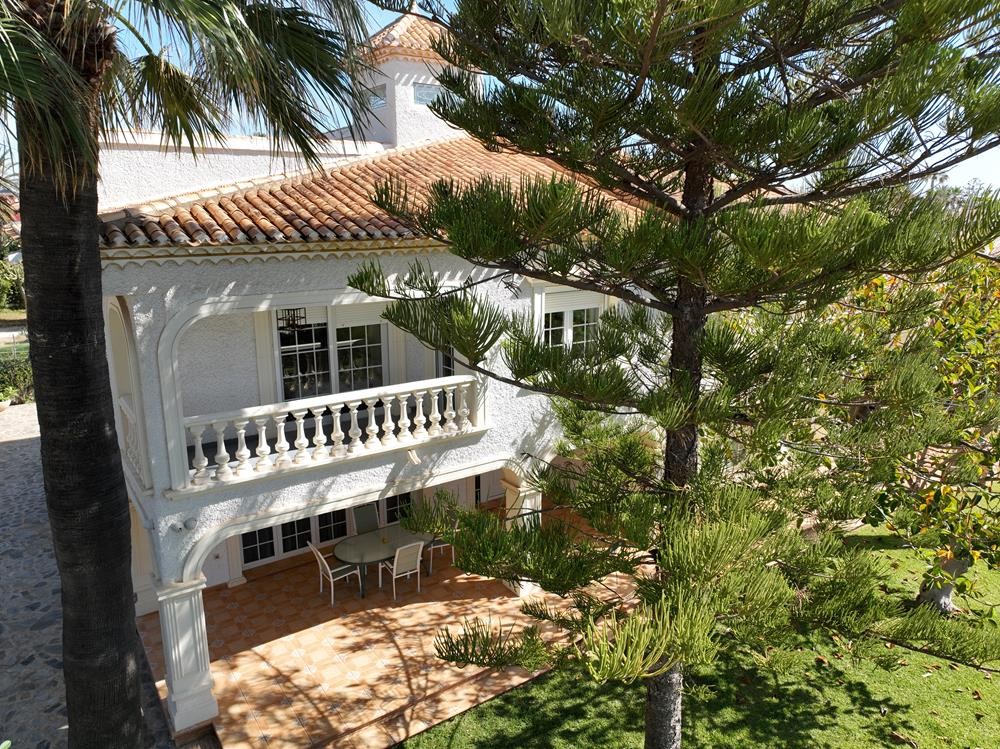 8 Bed, 4 Bath, HouseFor Sale, Cabo Roig, Alicante