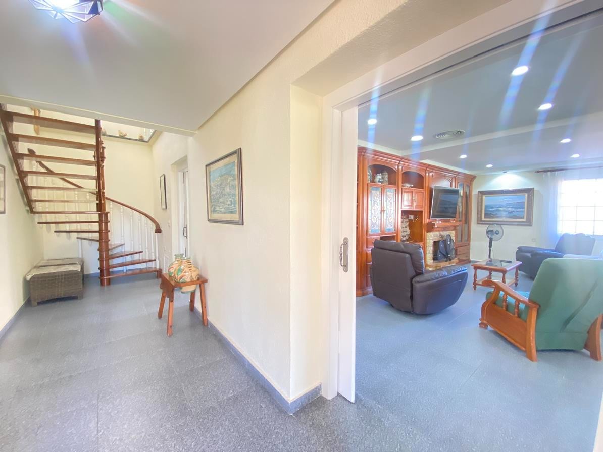 8 Bed, 4 Bath, HouseFor Sale, Cabo Roig, Alicante