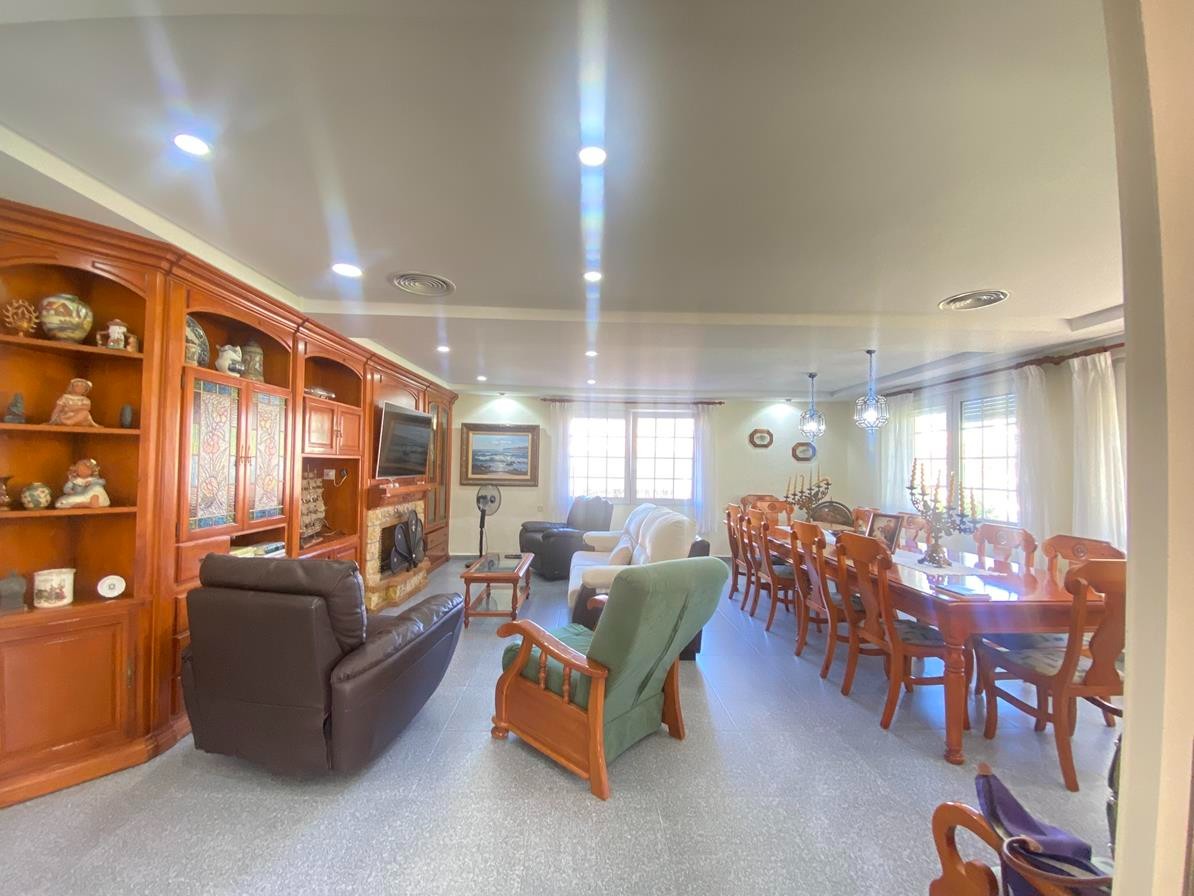 8 Bed, 4 Bath, HouseFor Sale, Cabo Roig, Alicante