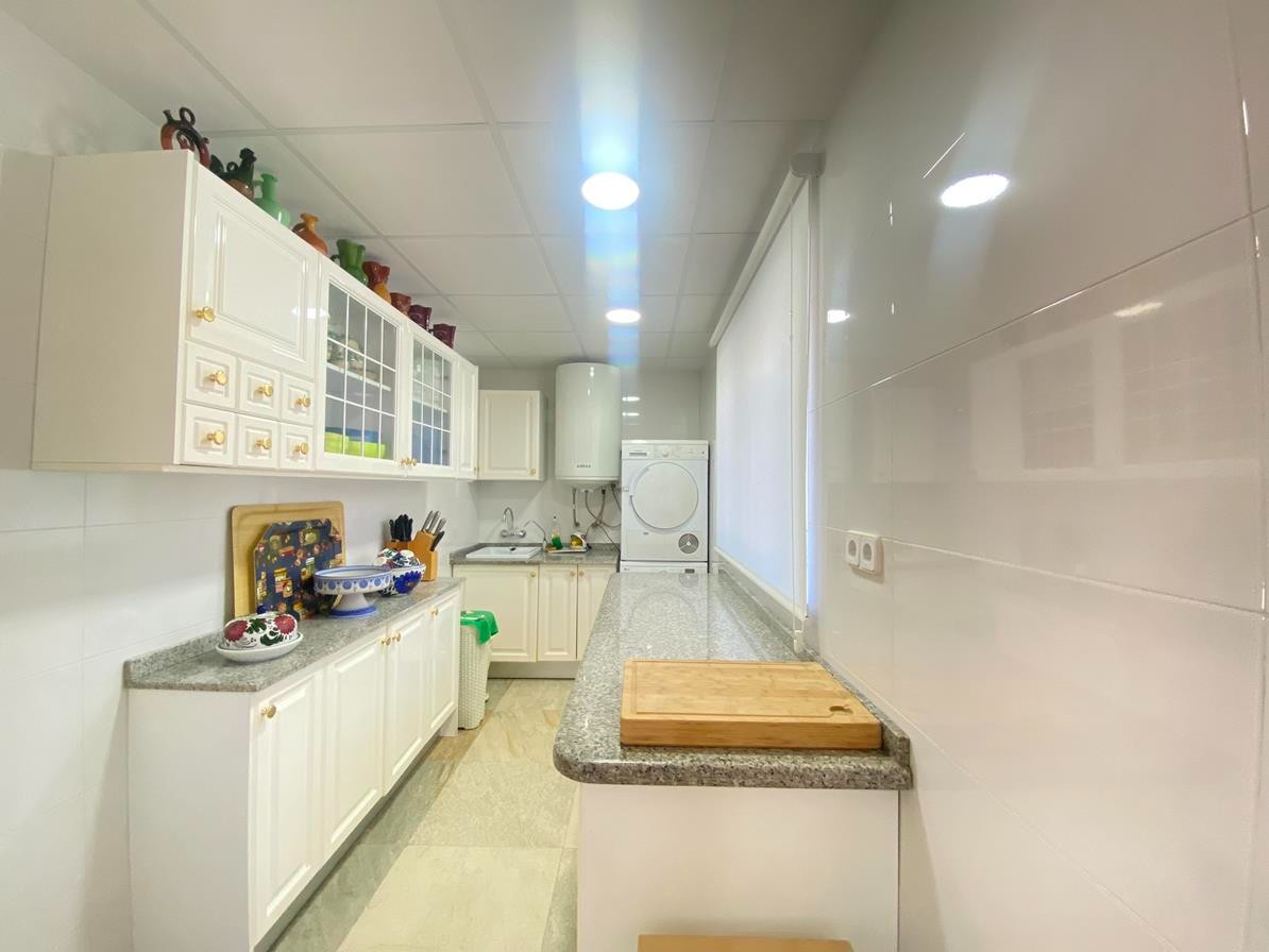 8 Bed, 4 Bath, HouseFor Sale, Cabo Roig, Alicante