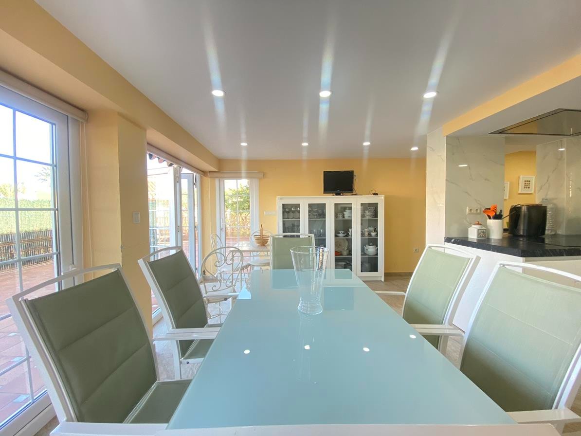 8 Bed, 4 Bath, HouseFor Sale, Cabo Roig, Alicante