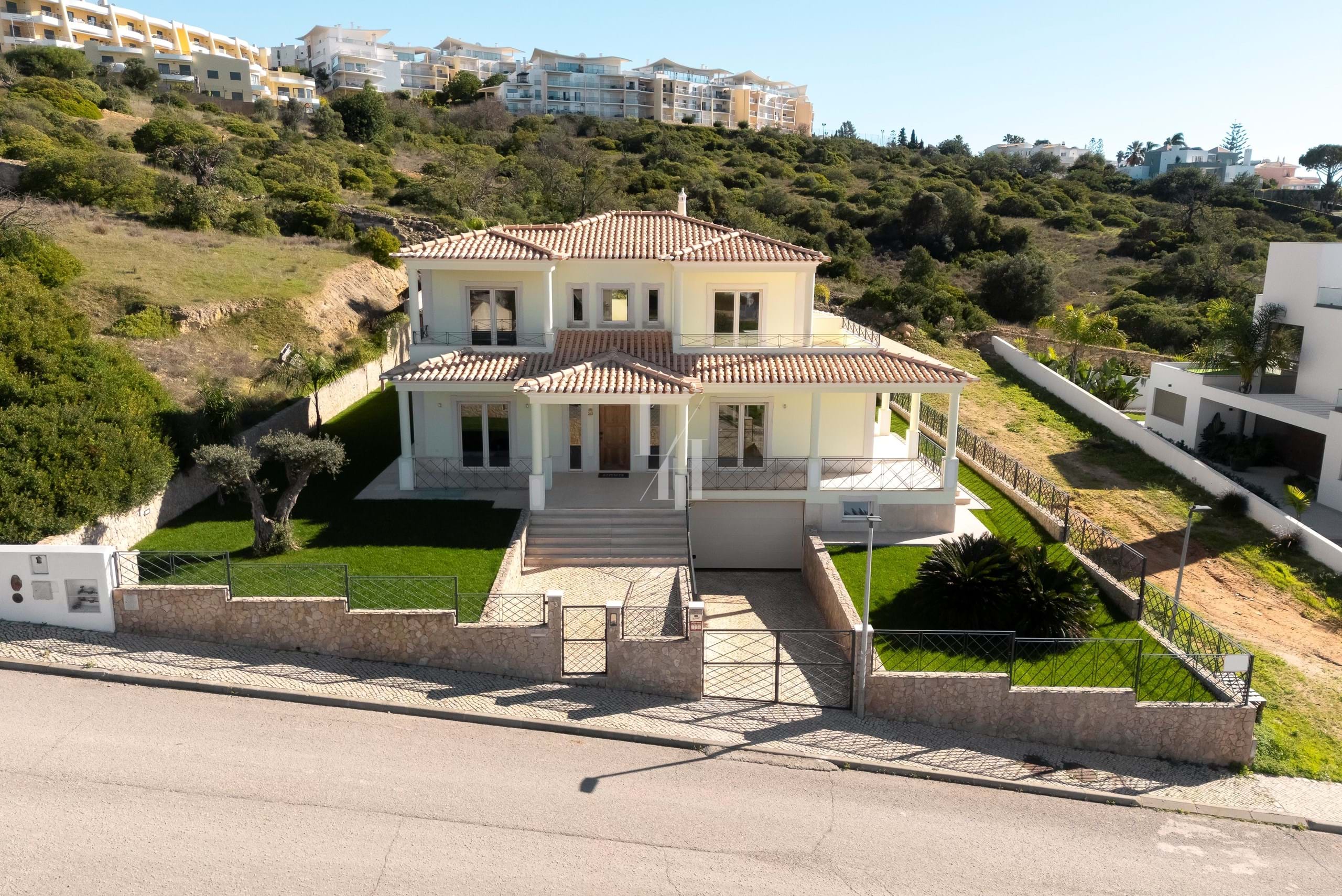 4 Bed, 4 Bath, HouseFor Sale, Albufeira, Faro, 8200-918