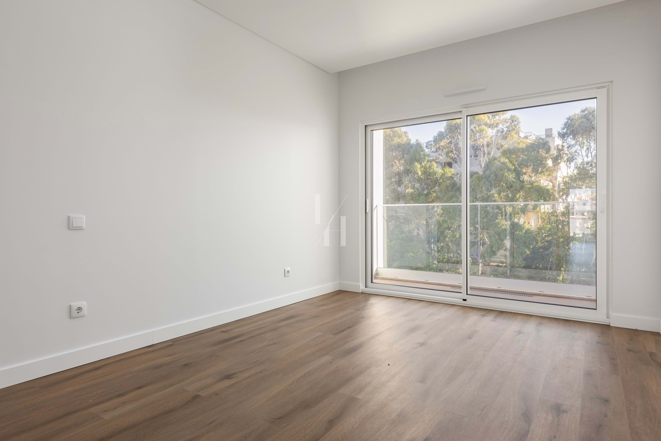 3 Bed, 2 Bath, ApartmentFor Sale, Albufeira, Faro, 8200-110