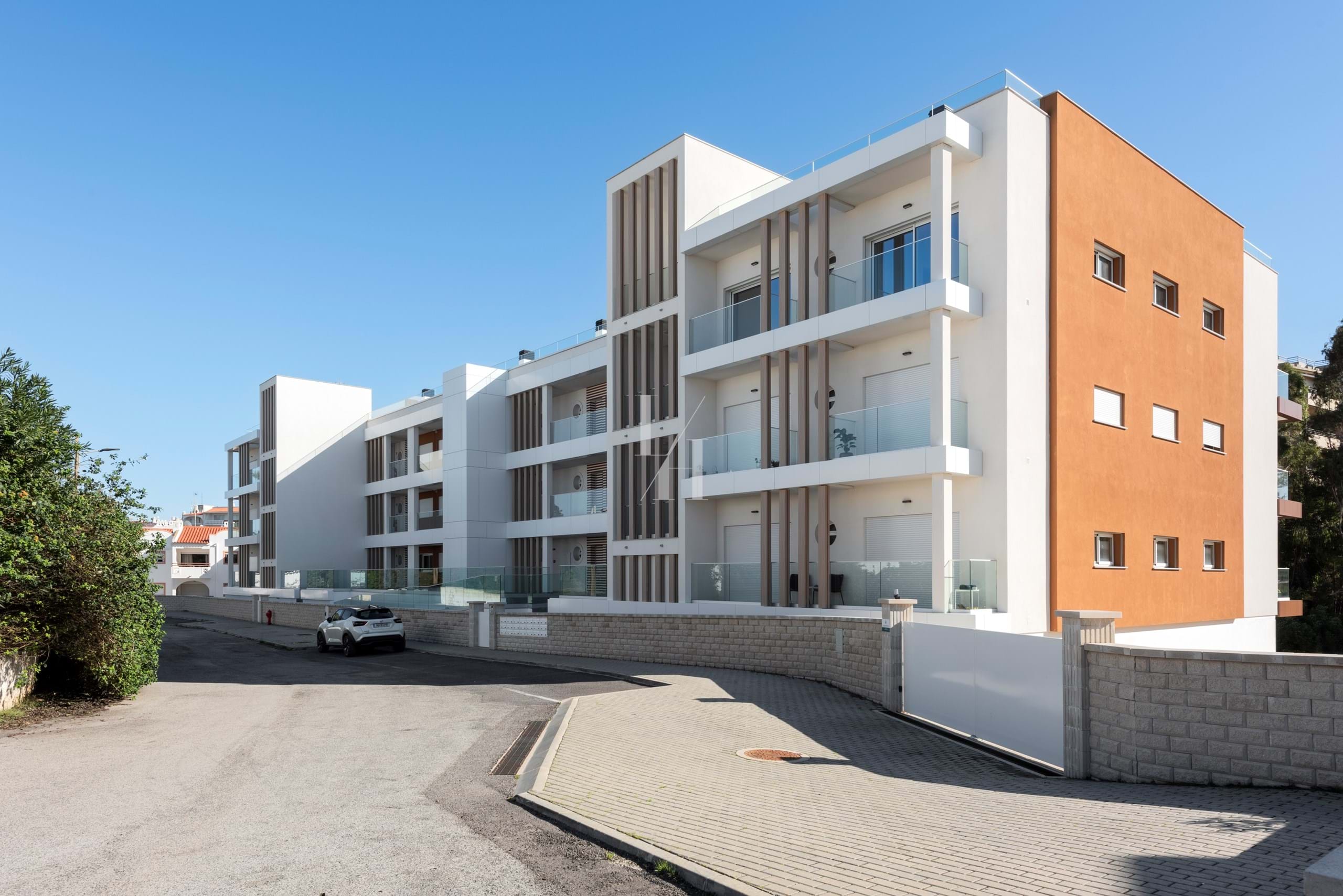 3 Bed, 2 Bath, ApartmentFor Sale, Albufeira, Faro, 8200-110