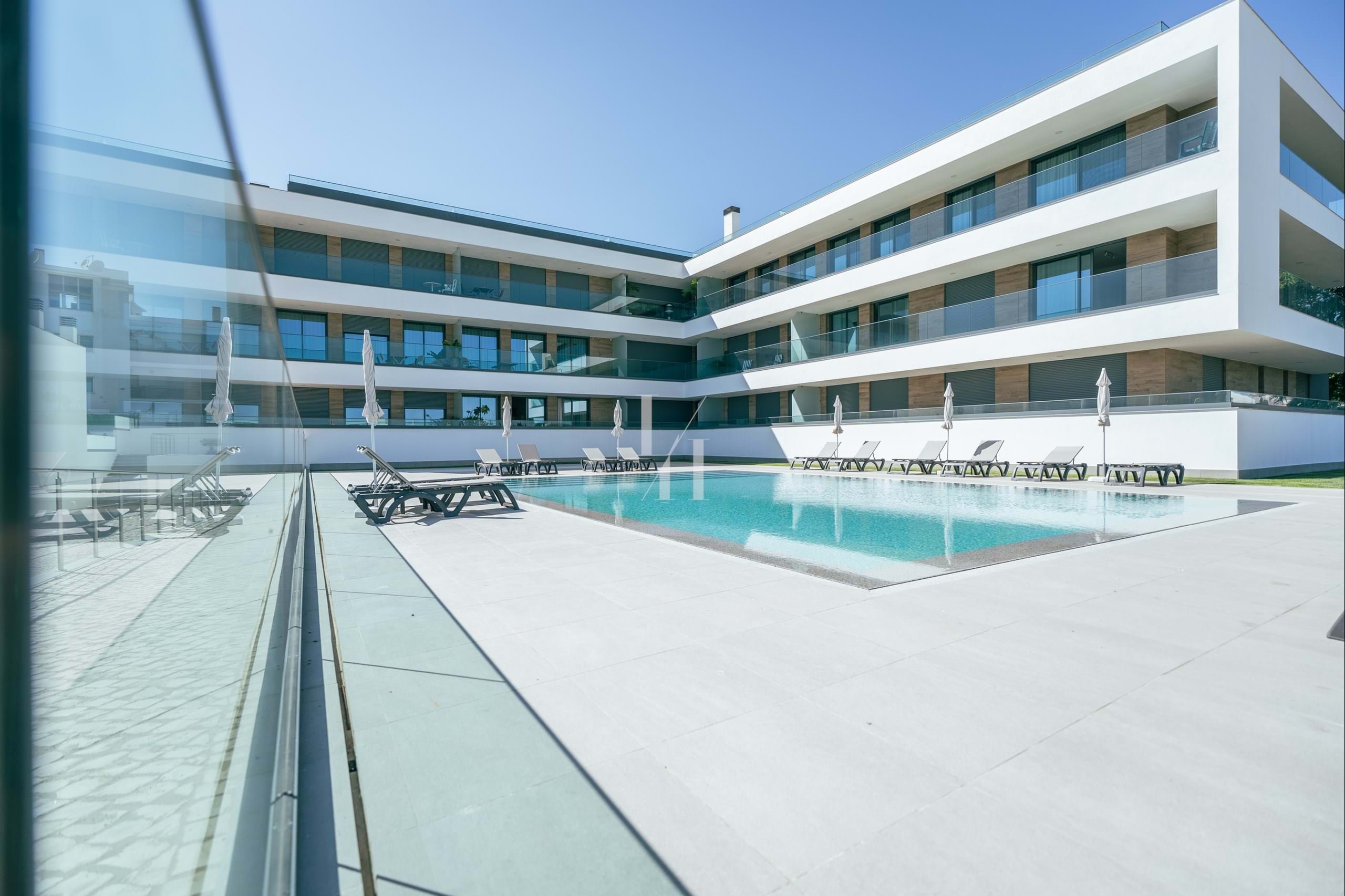 2 Bed, 2 Bath, ApartmentFor Sale, Albufeira, Faro, 8200-353