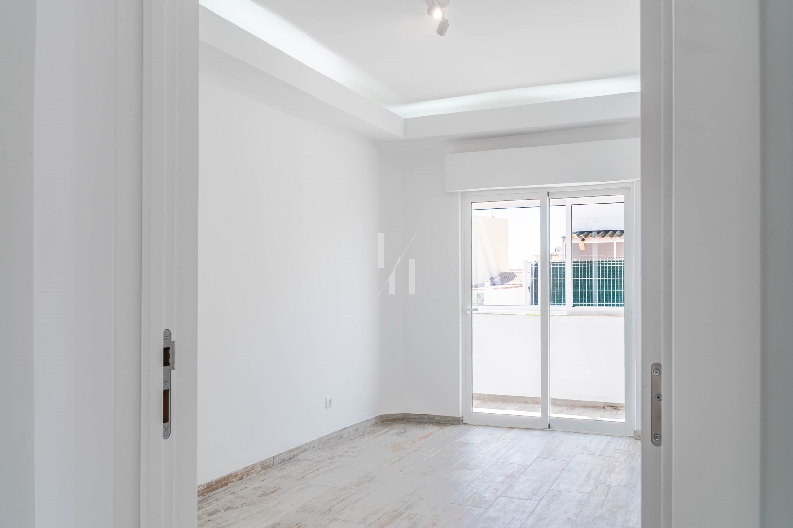 2 Bed, 3 Bath, ApartmentFor Sale, Loulé, Faro, 8125-240