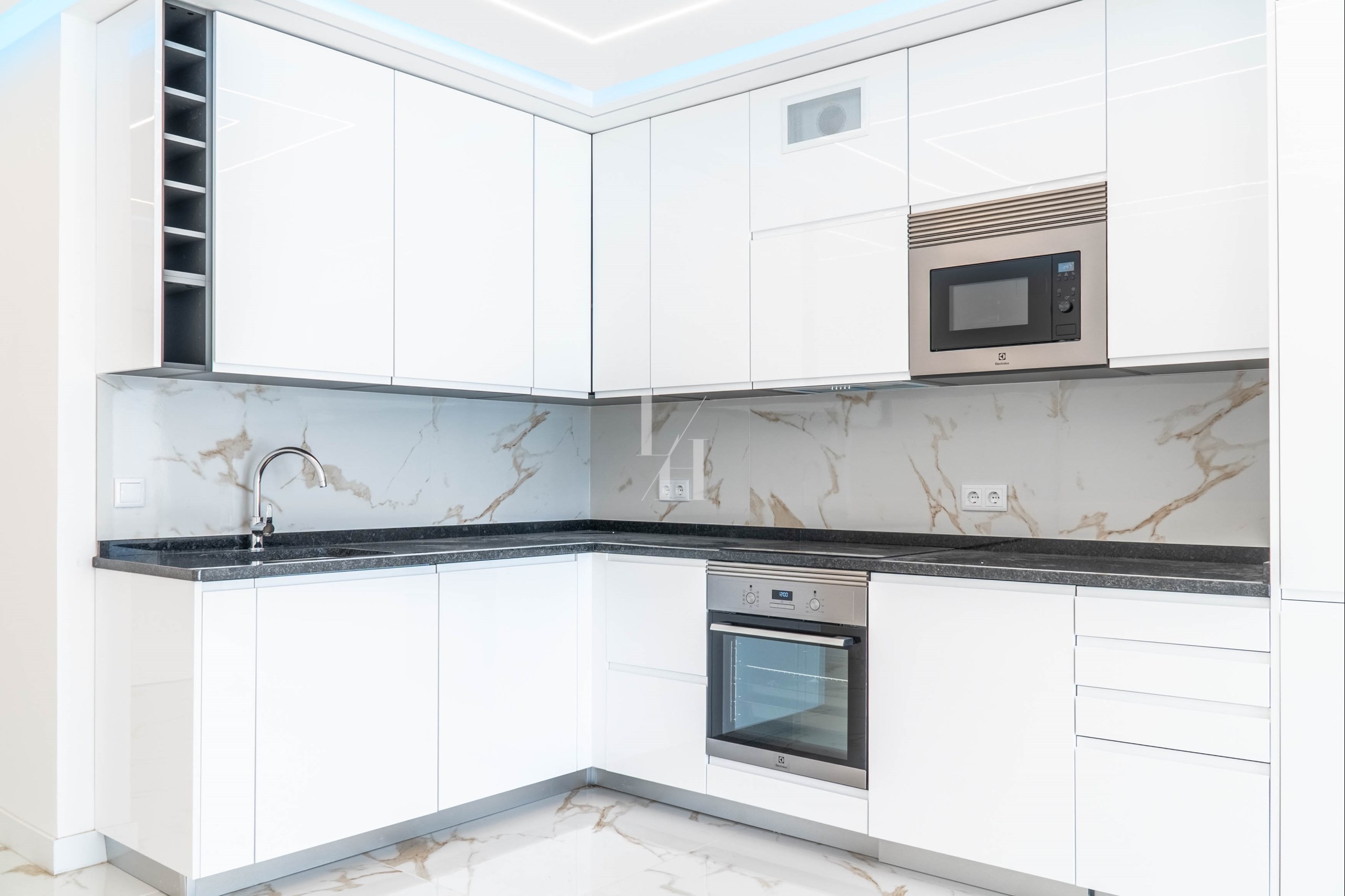 2 Bed, 2 Bath, ApartmentFor Sale, Loulé, Faro, 8125-159