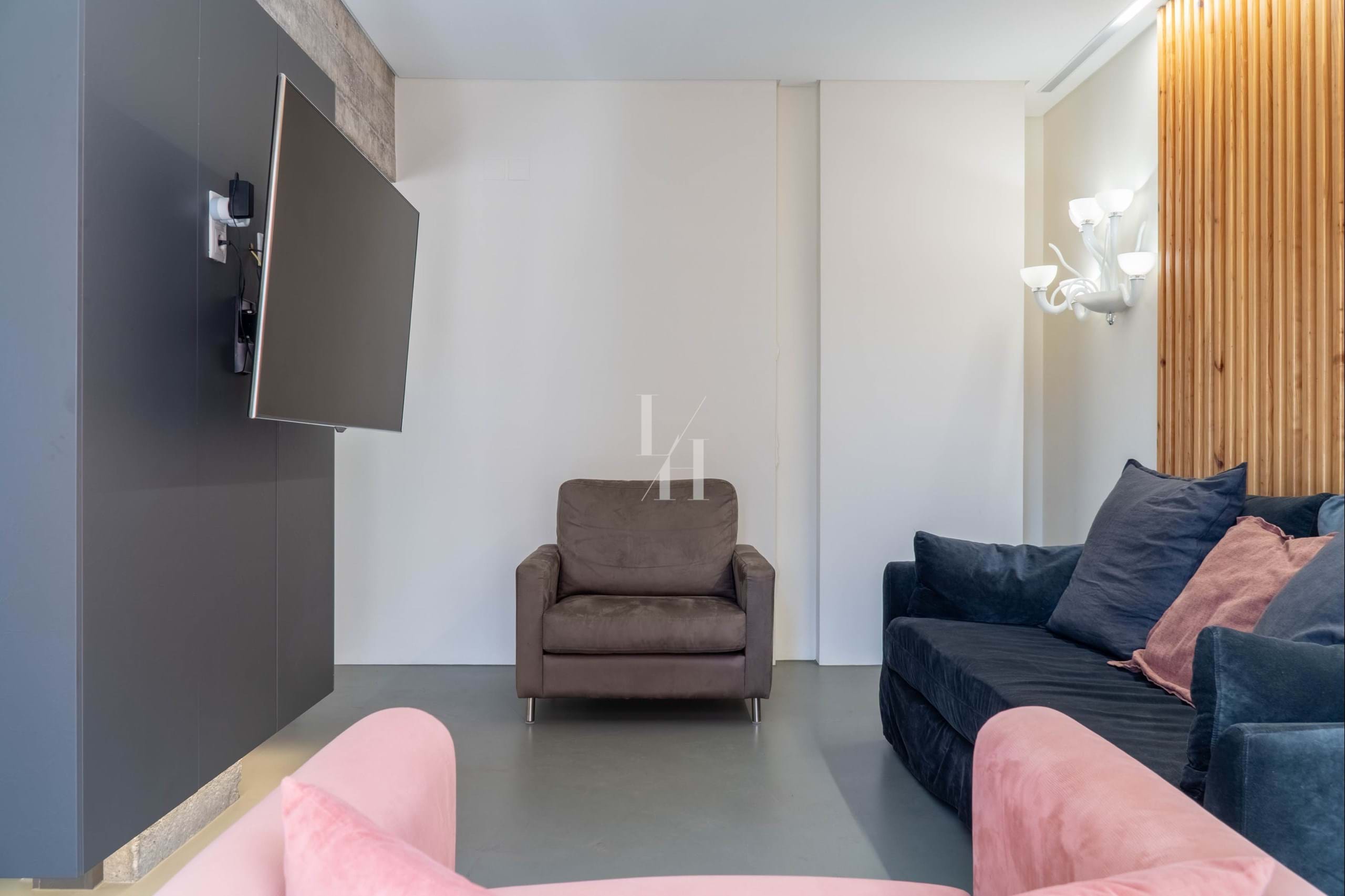 2 Bed, 3 Bath, ApartmentFor Sale, Loulé, Faro, 8125-438