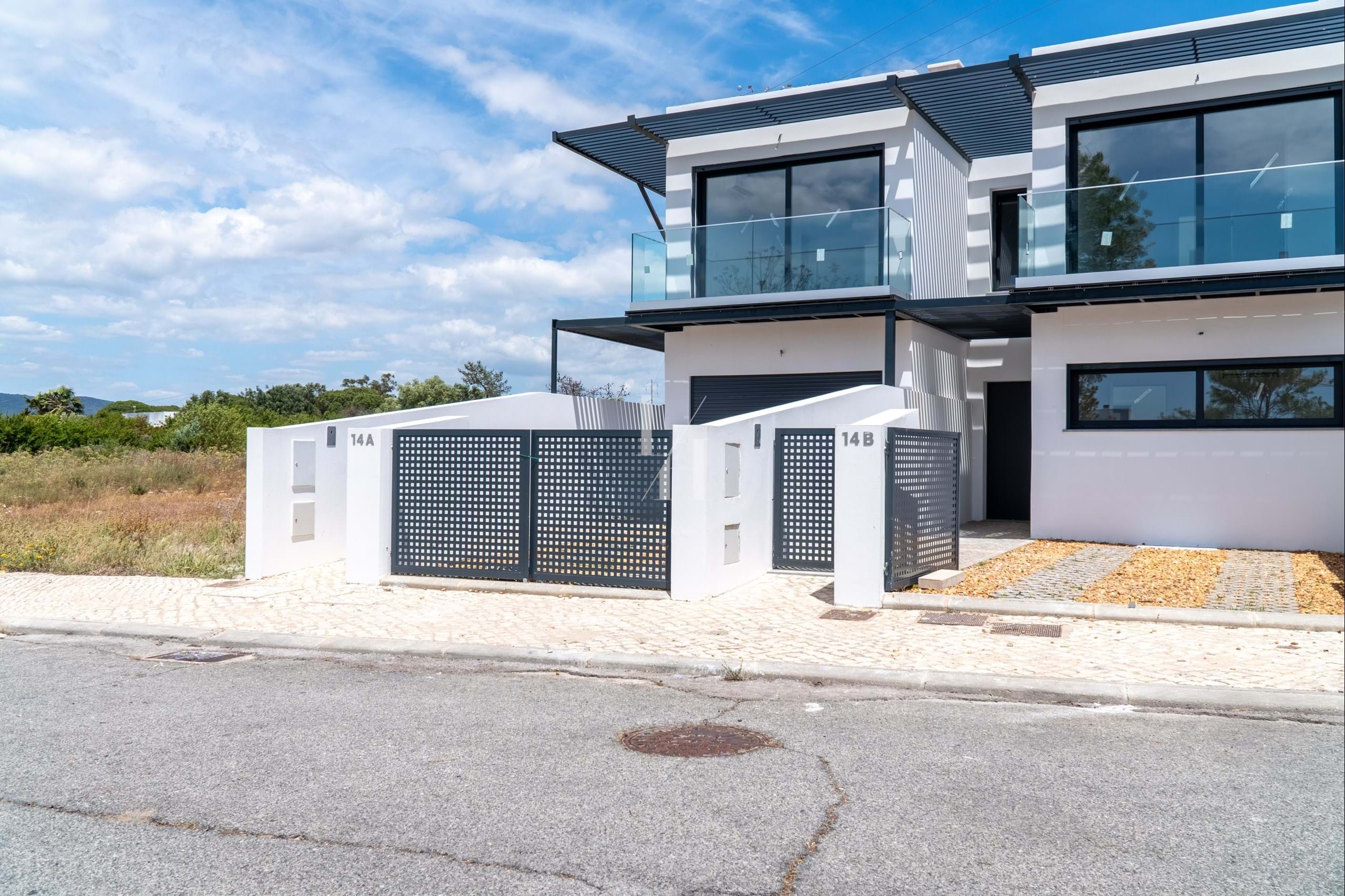 3 Bed, 3 Bath, HouseFor Sale, Olhão, Faro, 8700-207