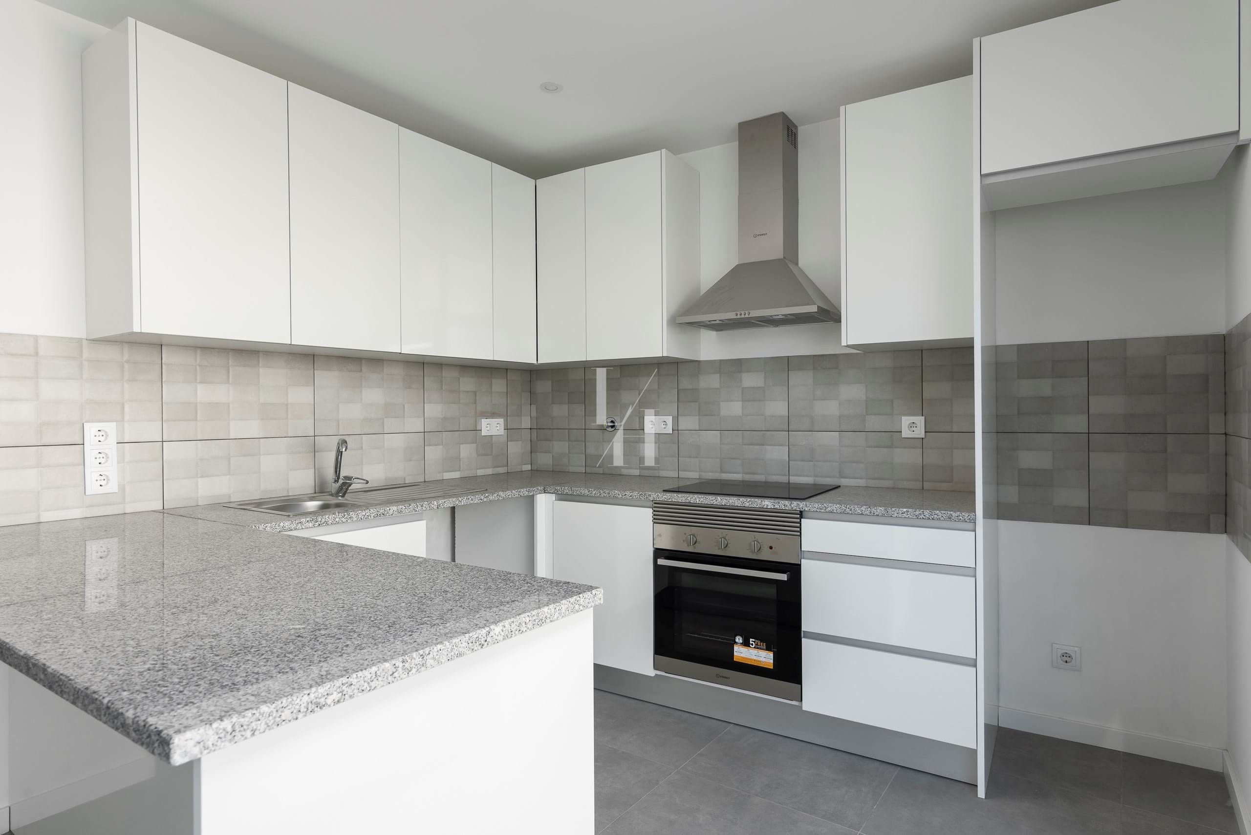 3 Bed, 3 Bath, HouseFor Sale, Olhão, Faro, 8700-207