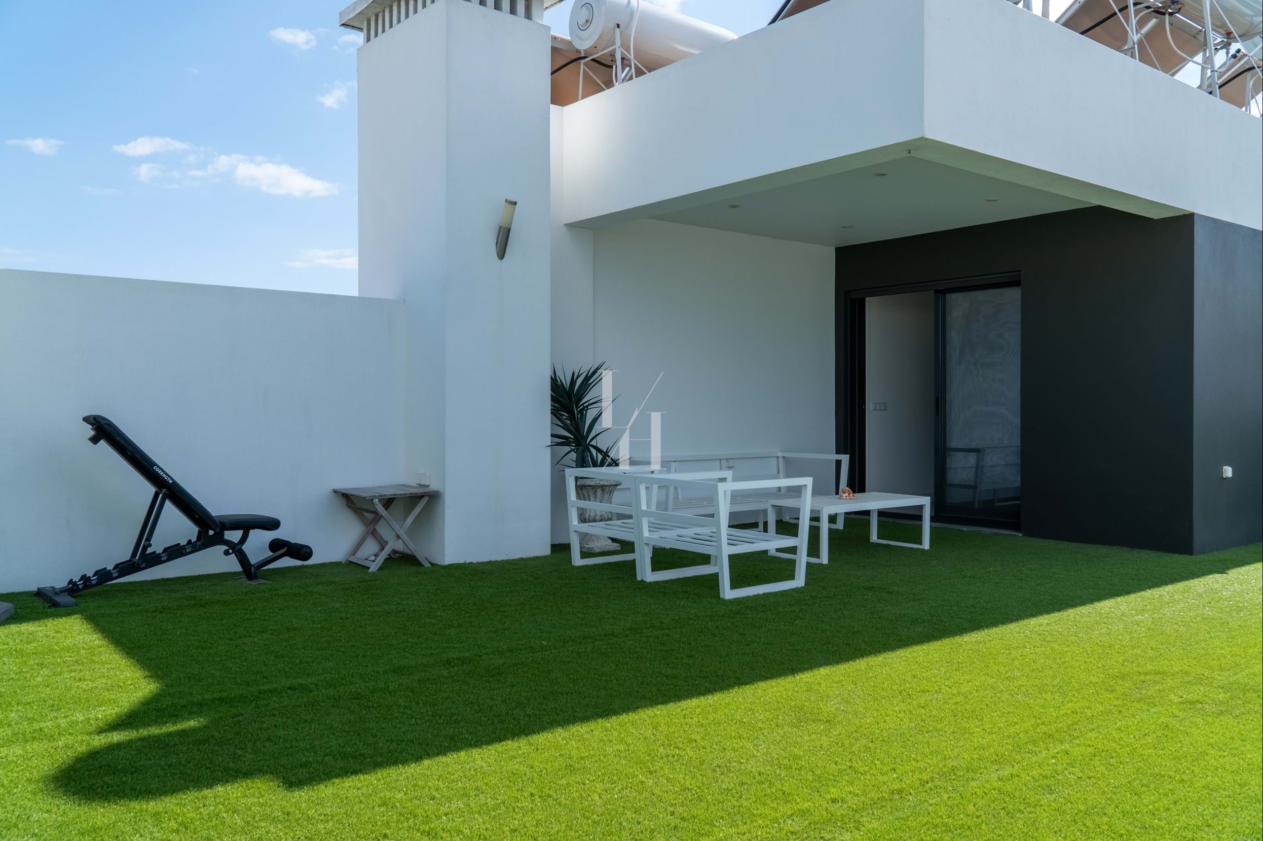 3 Bed, 2 Bath, ApartmentFor Sale, Faro, Faro, 8005-278