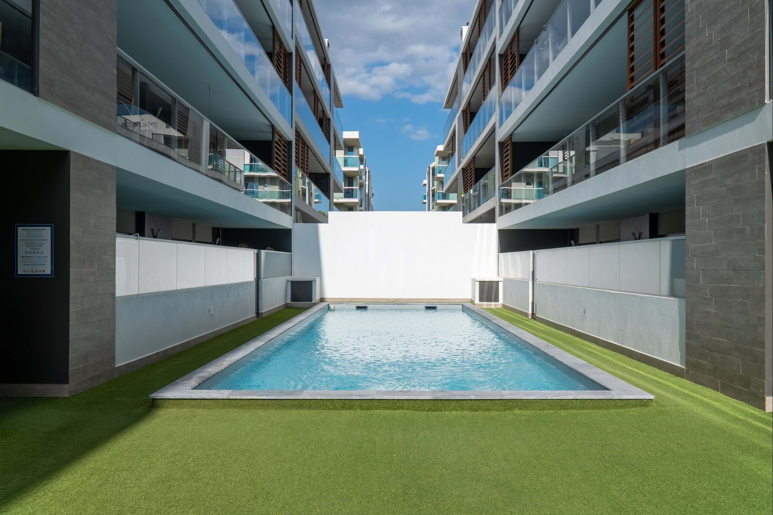 3 Bed, 2 Bath, ApartmentFor Sale, Faro, Faro, 8005-278