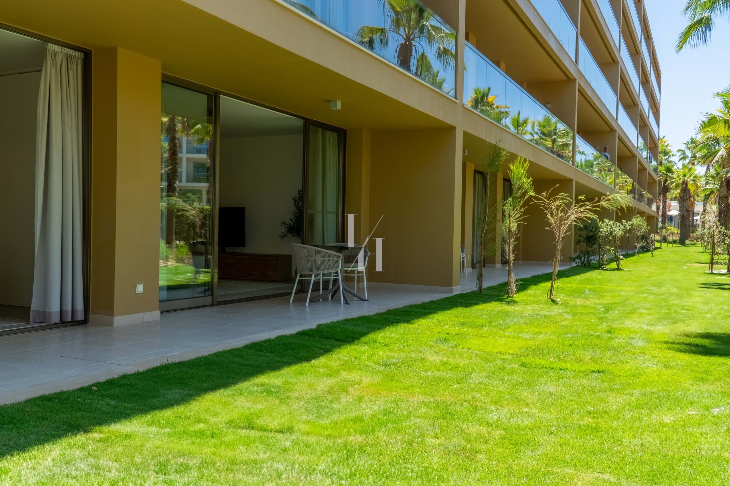 1 Bed, 2 Bath, ApartmentFor Sale, Albufeira, Faro, 8200-424