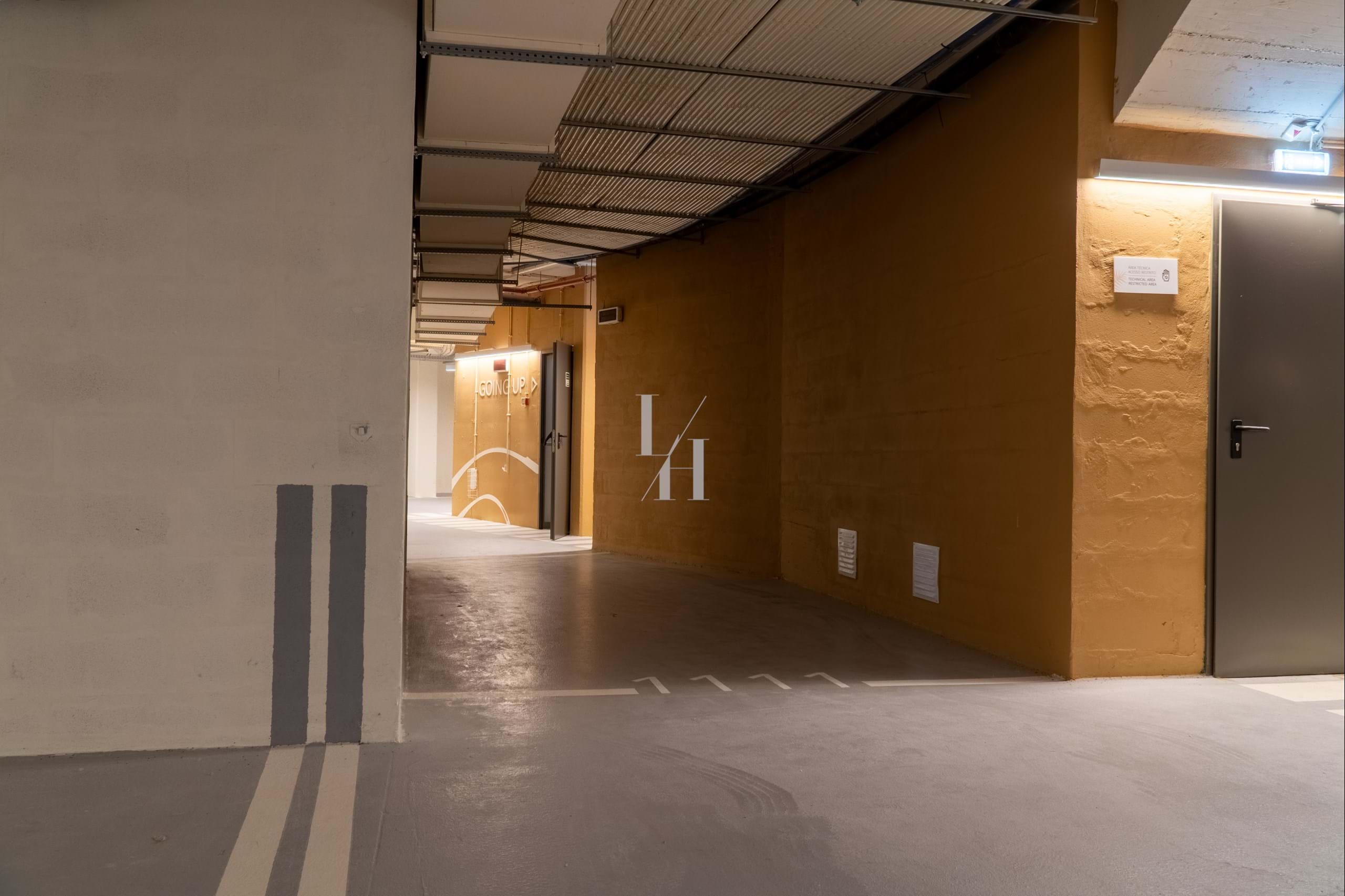 1 Bed, 2 Bath, ApartmentFor Sale, Albufeira, Faro, 8200-424