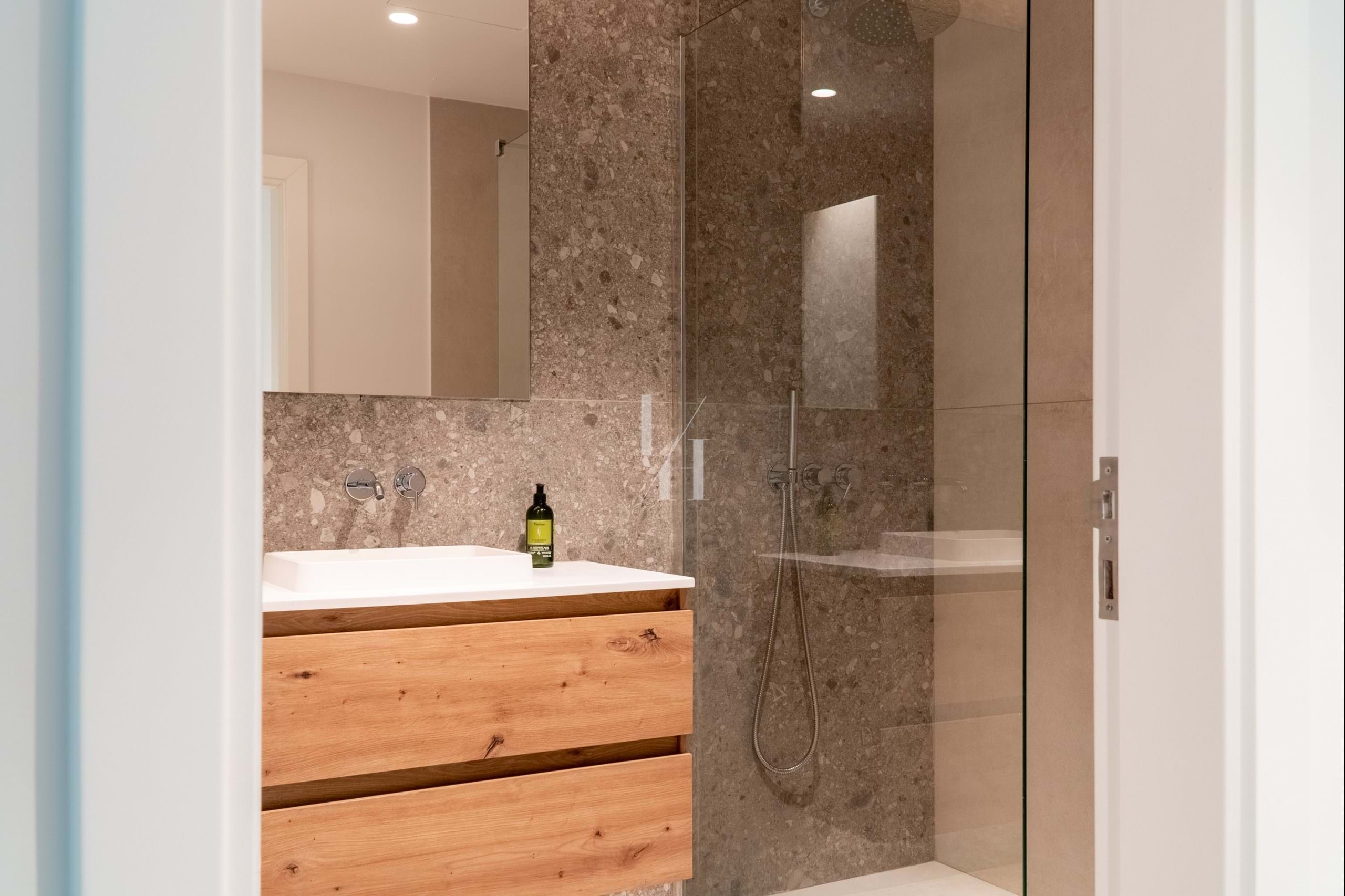 1 Bed, 2 Bath, ApartmentFor Sale, Albufeira, Faro, 8200-424