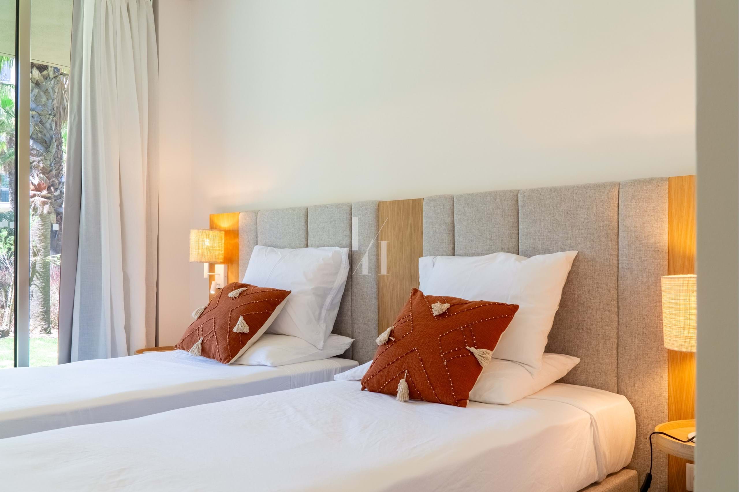 1 Bed, 2 Bath, ApartmentFor Sale, Albufeira, Faro, 8200-424