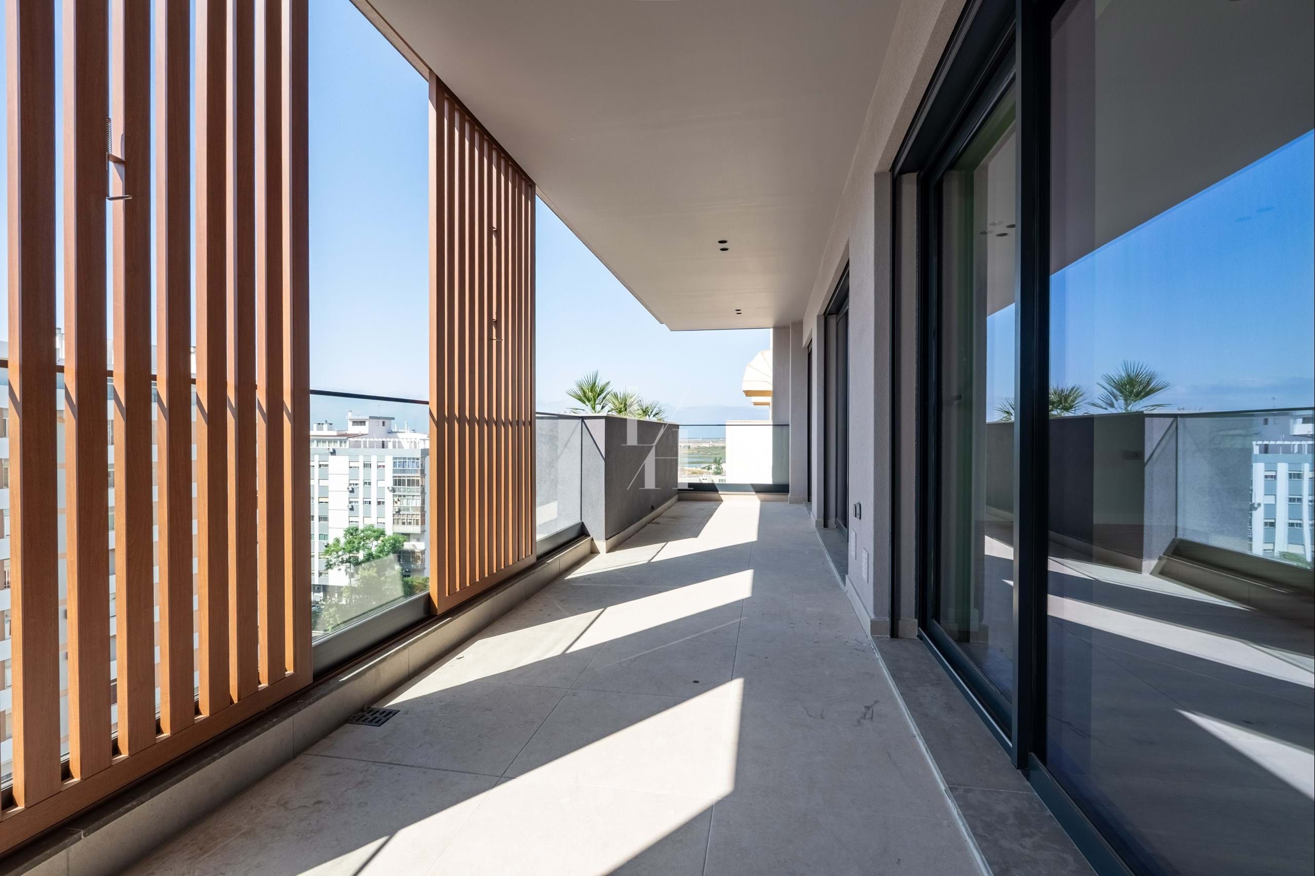 5 Bed, 6 Bath, ApartmentFor Sale, Faro, Faro, 8005-328