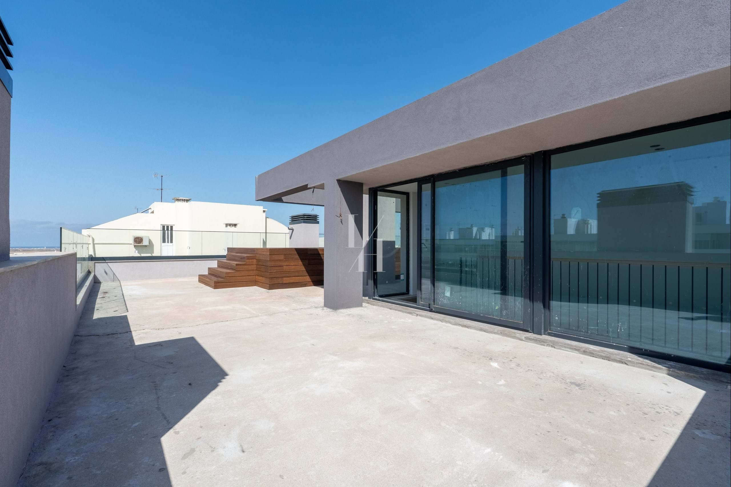 5 Bed, 6 Bath, ApartmentFor Sale, Faro, Faro, 8005-328