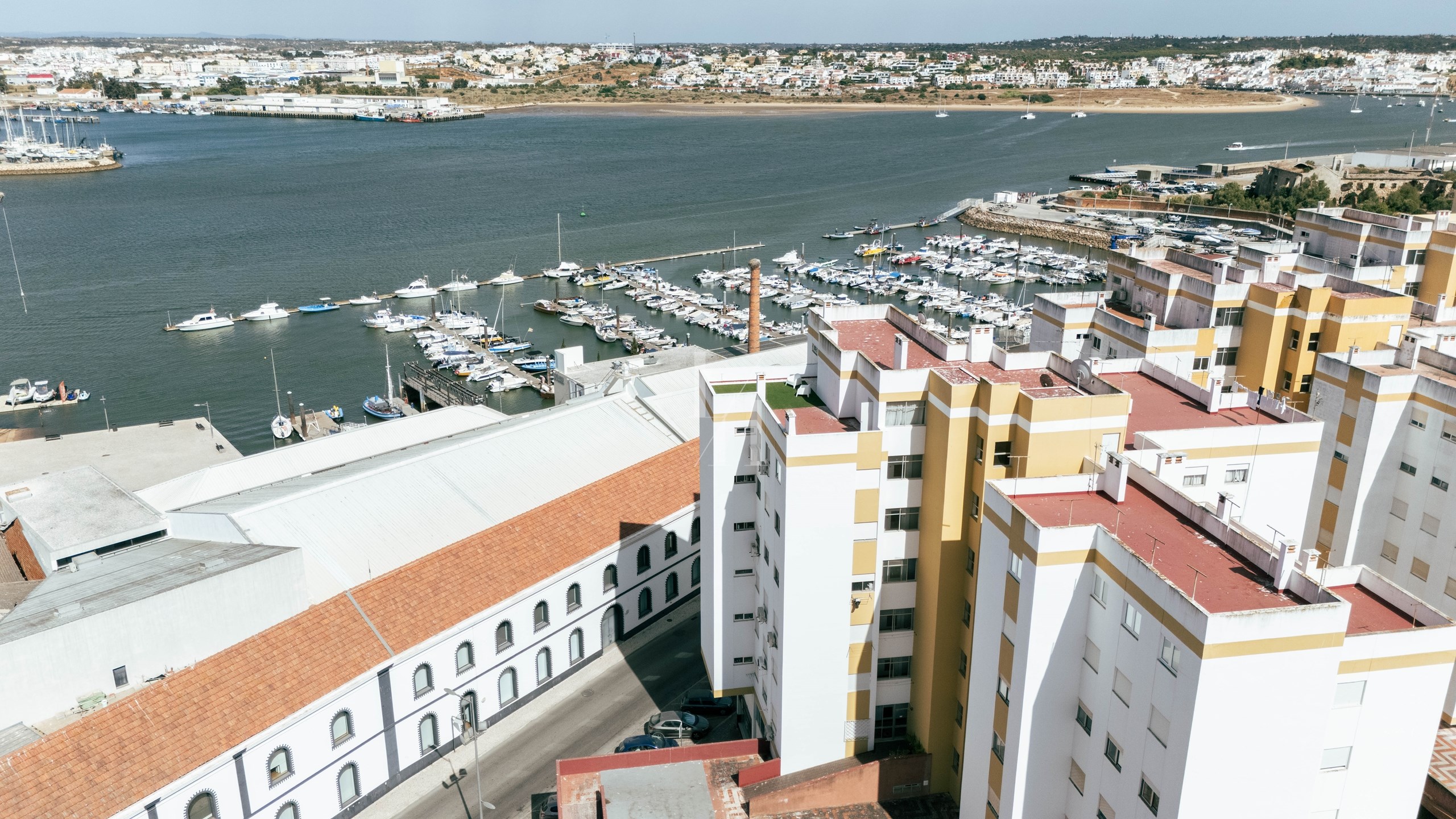 2 Bed, 1 Bath, ApartmentFor Sale, Portimao, Faro, 8500-607