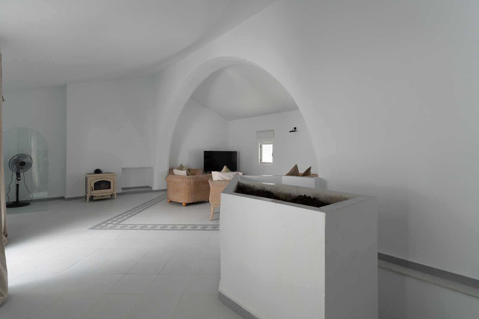 3 Bed, 2 Bath, HouseFor Sale