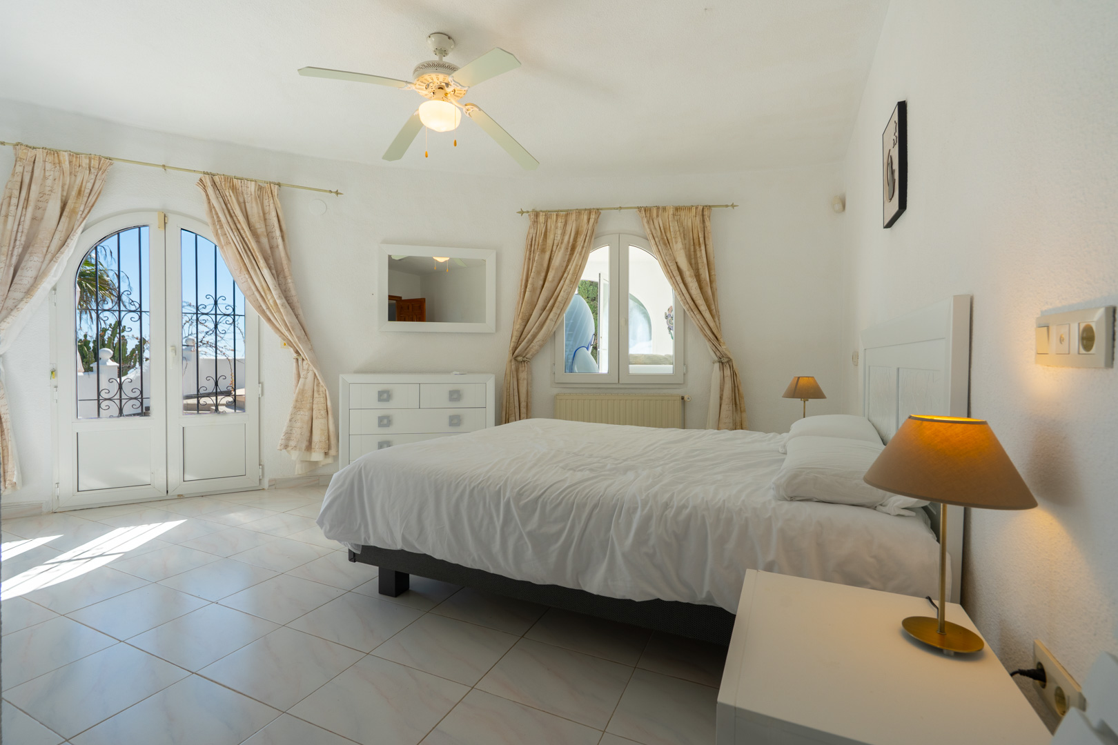 4 Bed, 3 Bath, HouseFor Sale