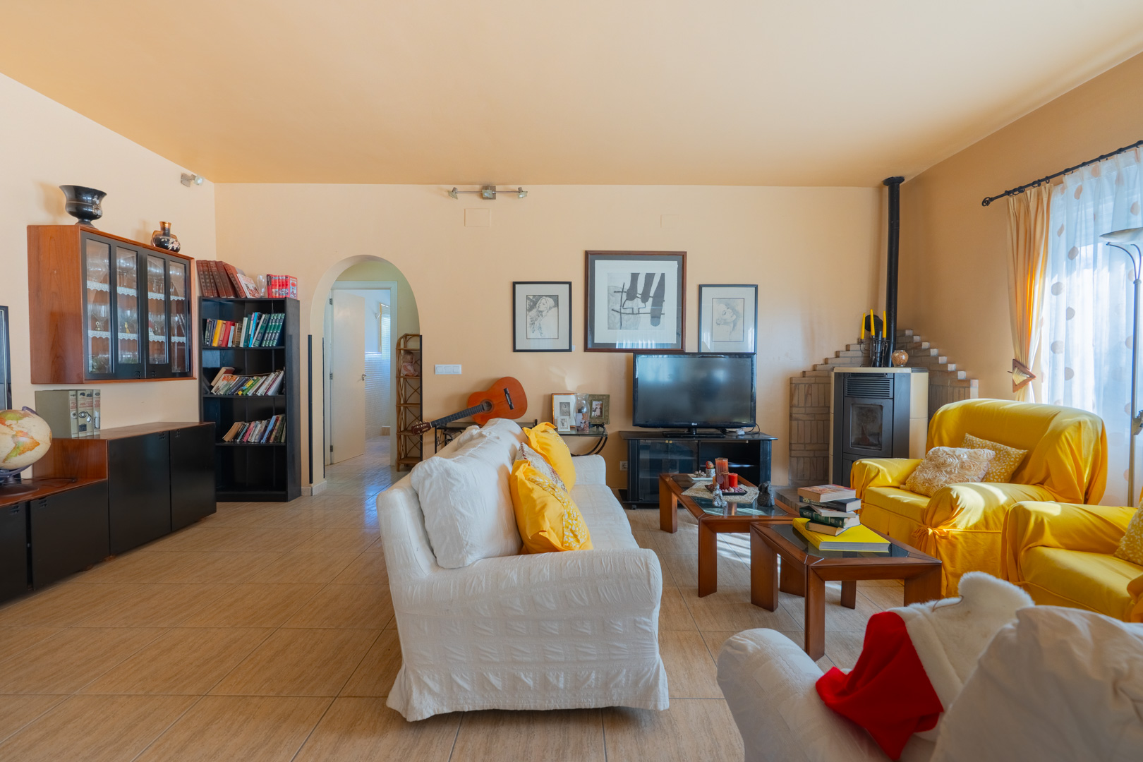 2 Bed, 2 Bath, HouseFor Sale